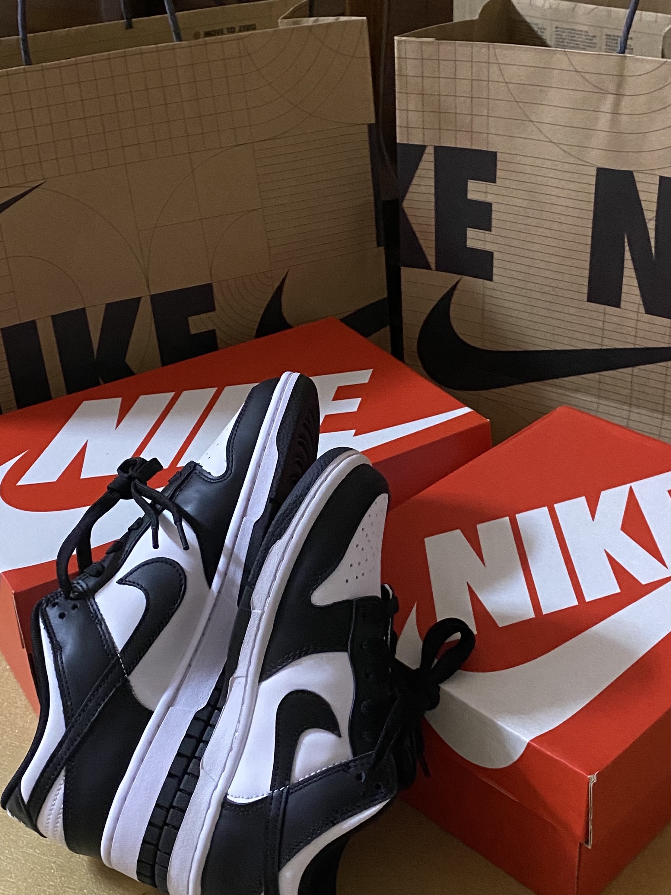 (GS) Nike Dunk Low Black, Nike Dunk Low Retro Black 착용 스타일