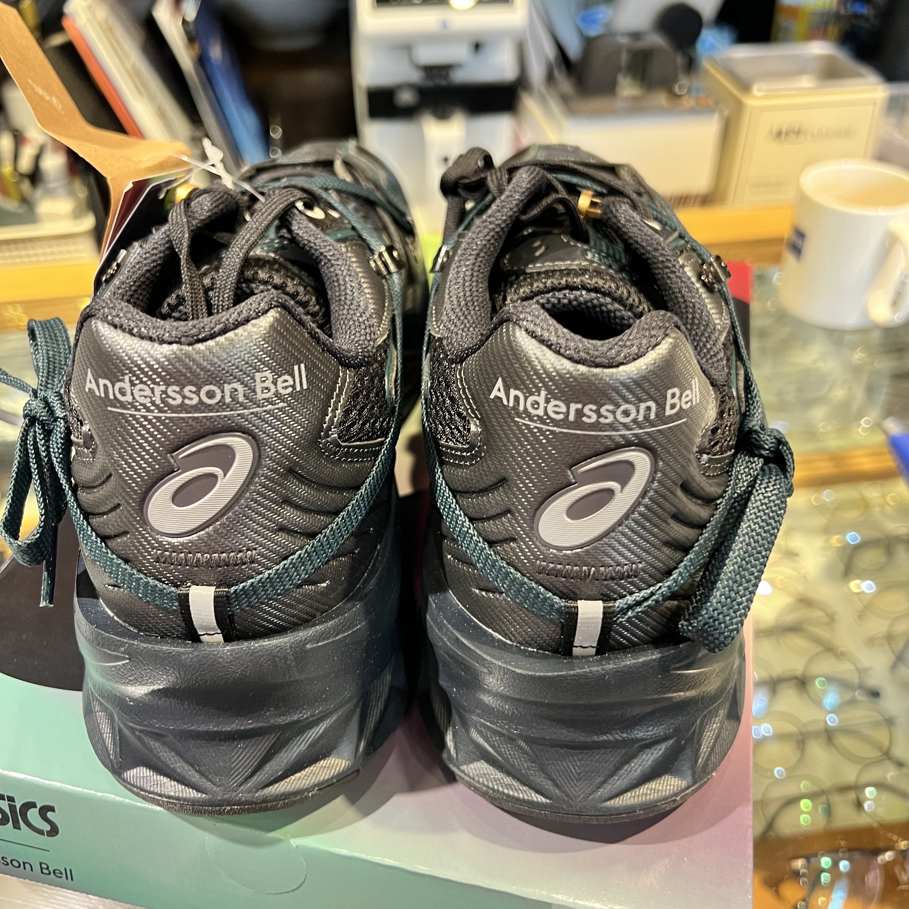 Asics x Andersson Bell HN2-S Protoblast Black 착용 스타일 - 3