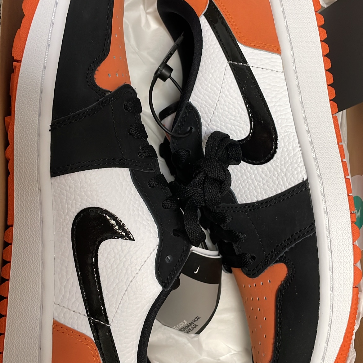 Jordan 1 Low Golf Starfish 착용 스타일