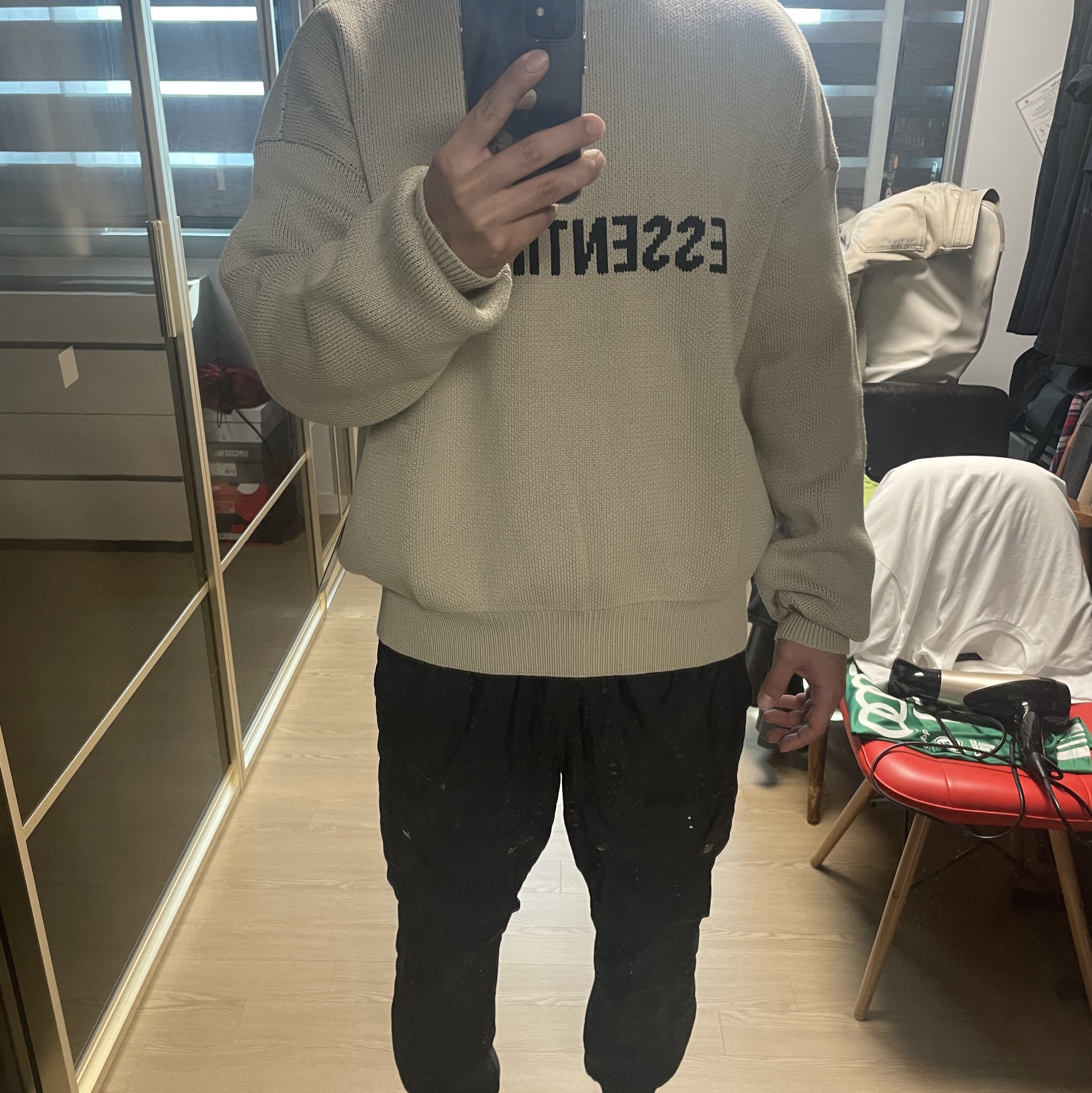 Essentials Knit Pullover Sweater Linen - Ssense Exclusive 착용 스타일