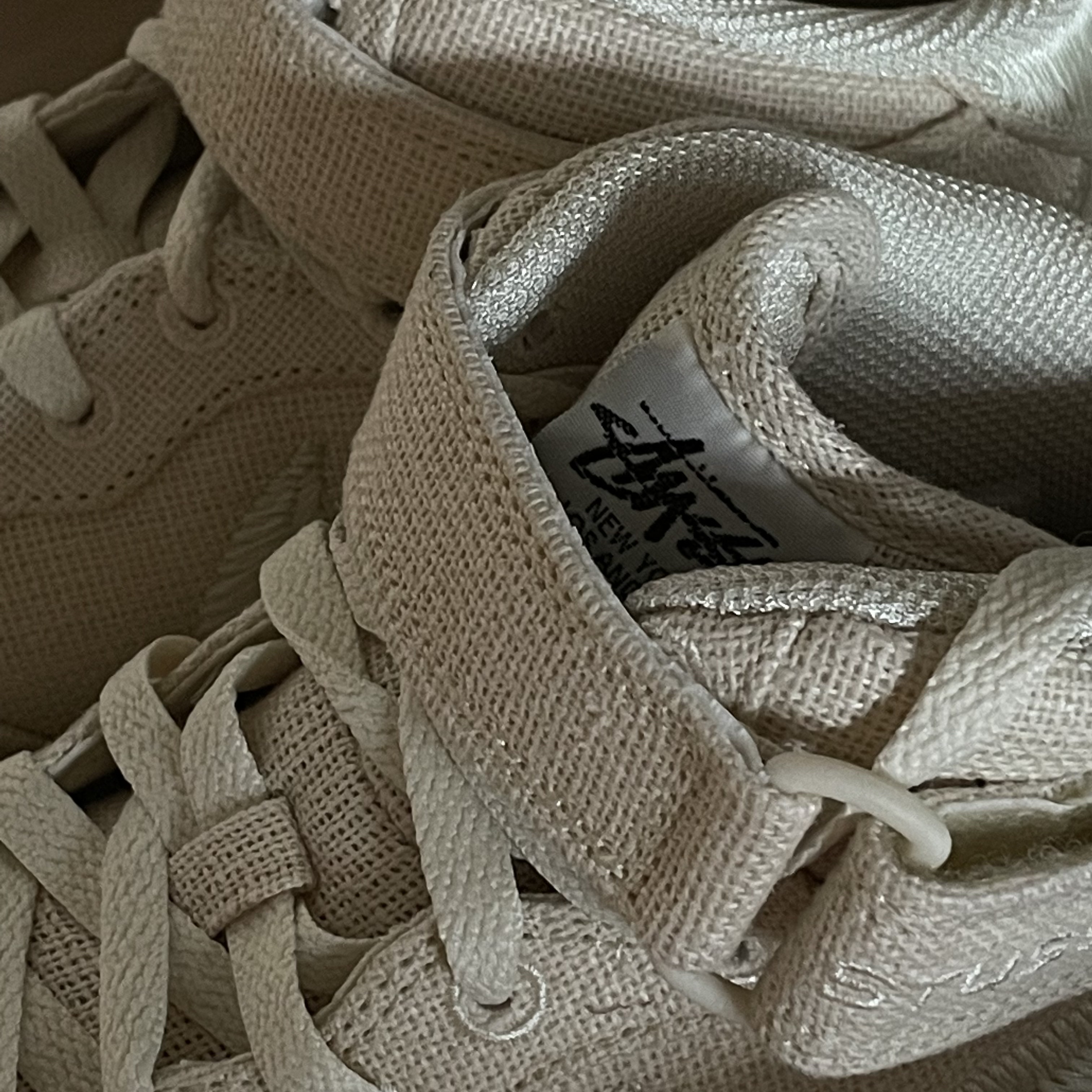 Nike x Stussy Air Force 1 '07 Mid SP Fossil 착용 스타일