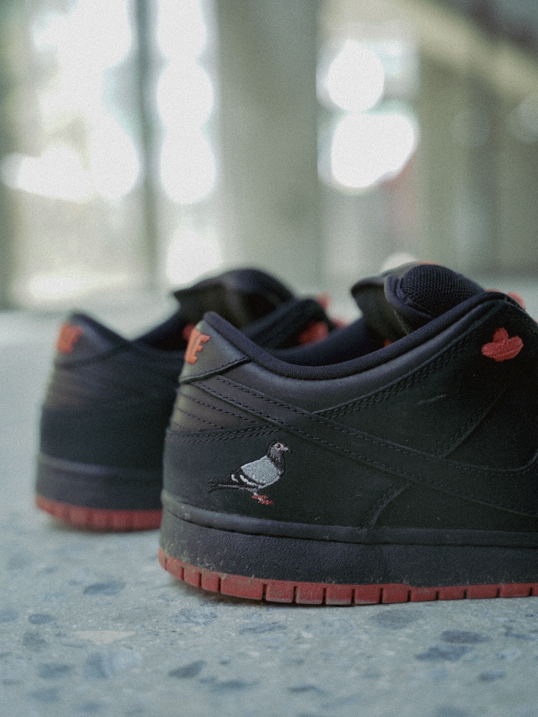 Nike x Staple SB Dunk Low Black Pigeon 착용 스타일 - 2