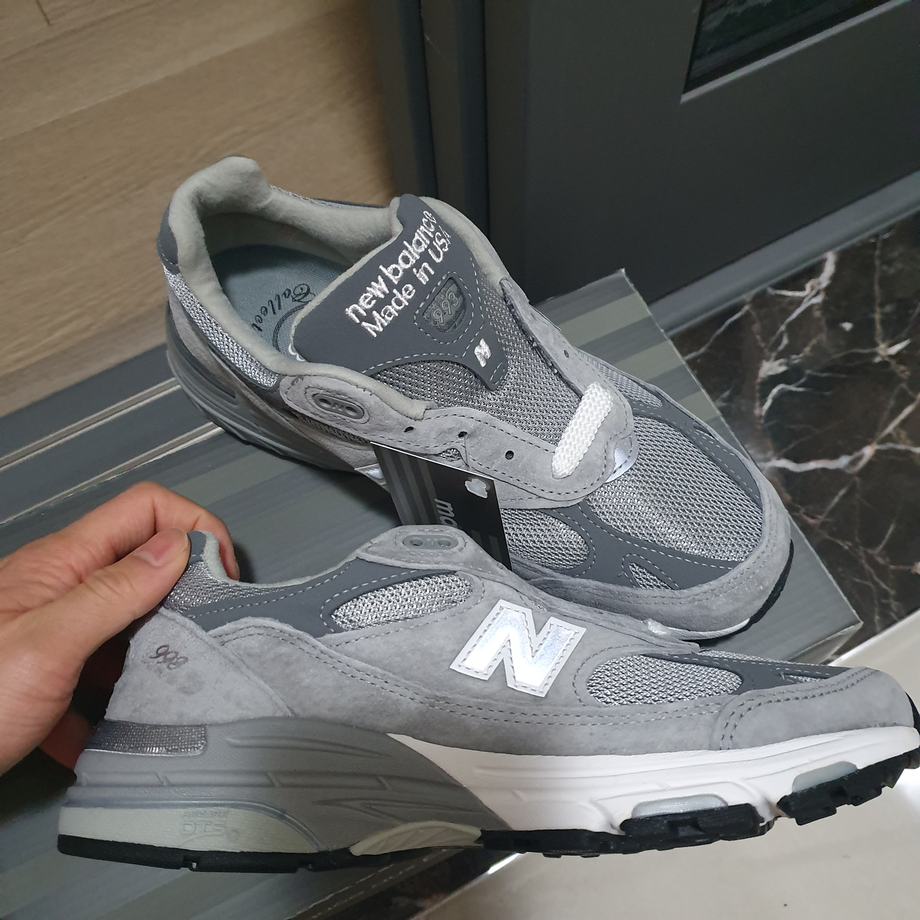 New Balance 993 Made in USA Grey - D Standard 착용 스타일