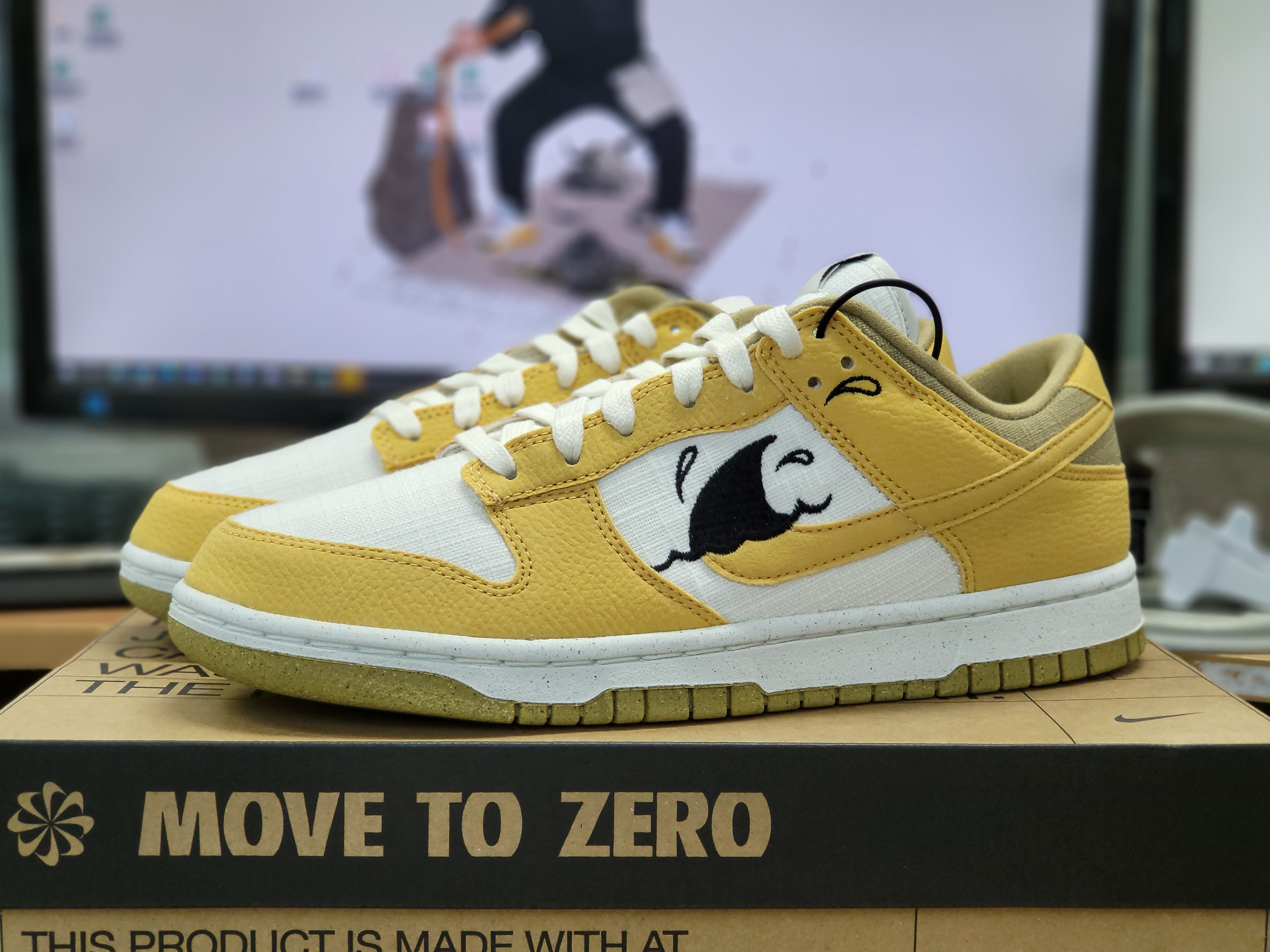 Nike Dunk Low Retro SE Next Nature Nike Sun Club 착용 스타일