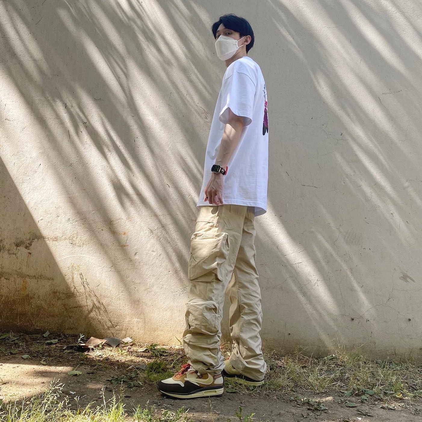 Nike x Travis Scott Air Max 1 Cact.us Brown 착용 스타일