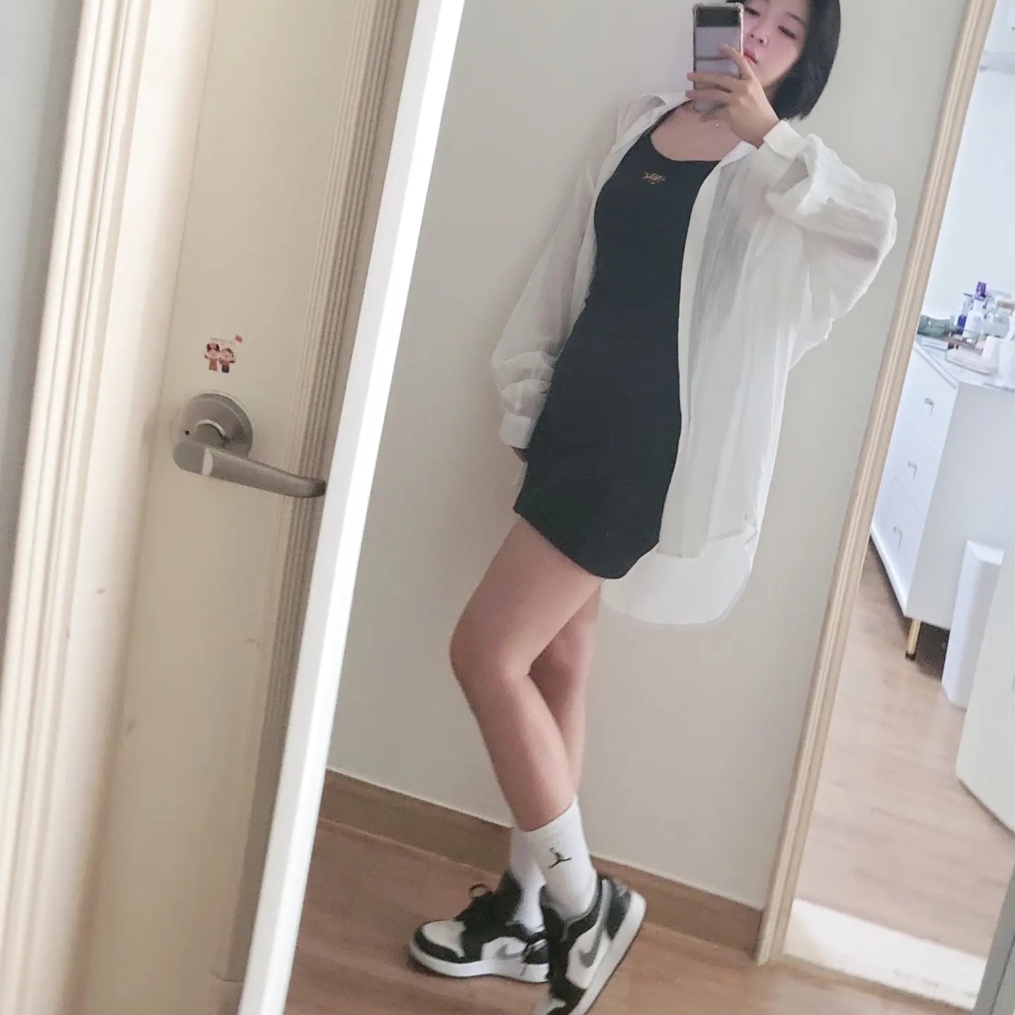 (GS) Jordan 1 Low Black Particle Grey 착용 스타일 - 4