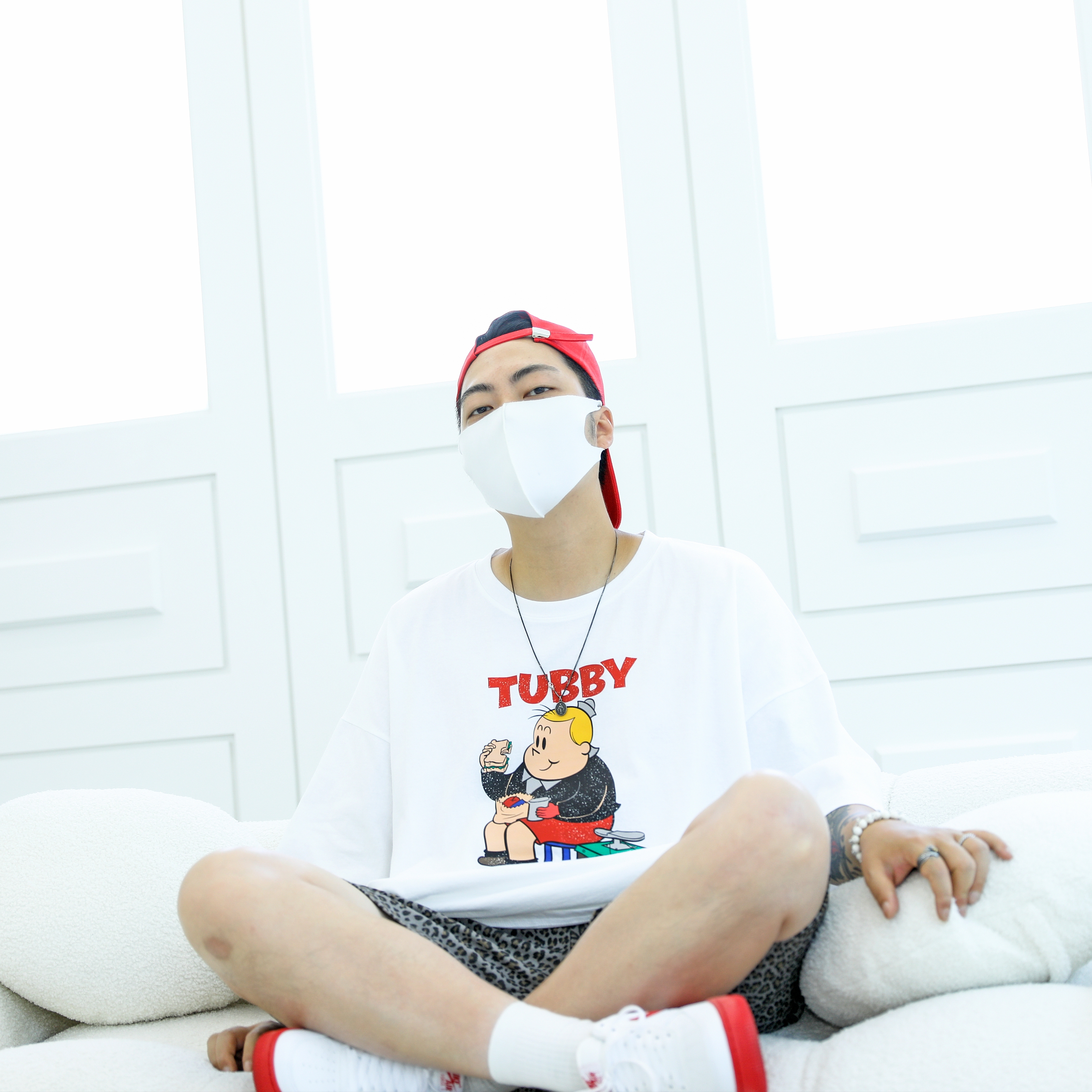 Nike Air Force 1 Low White Red Midsole 착용 스타일 - 1