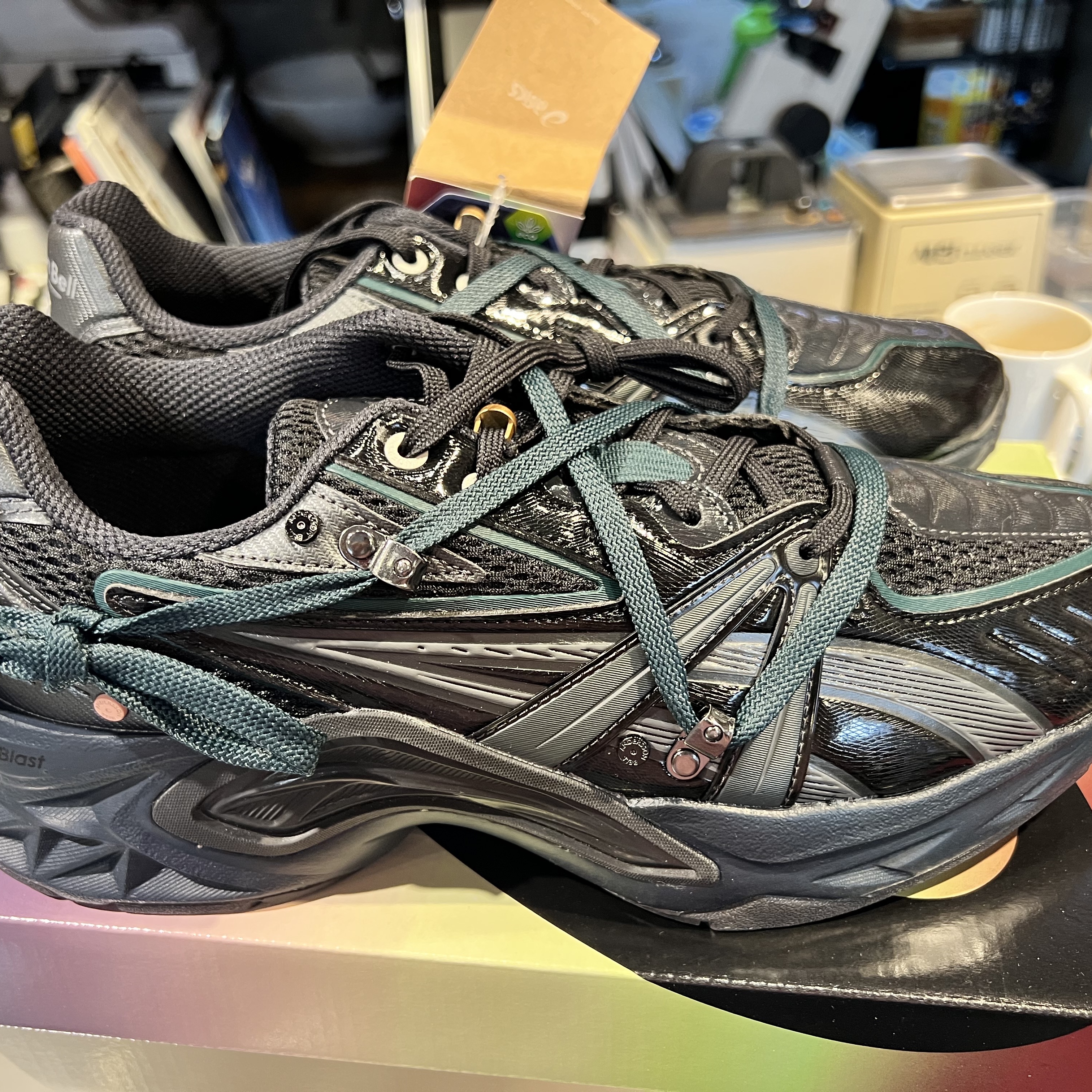 Asics x Andersson Bell HN2-S Protoblast Black 착용 스타일 - 2