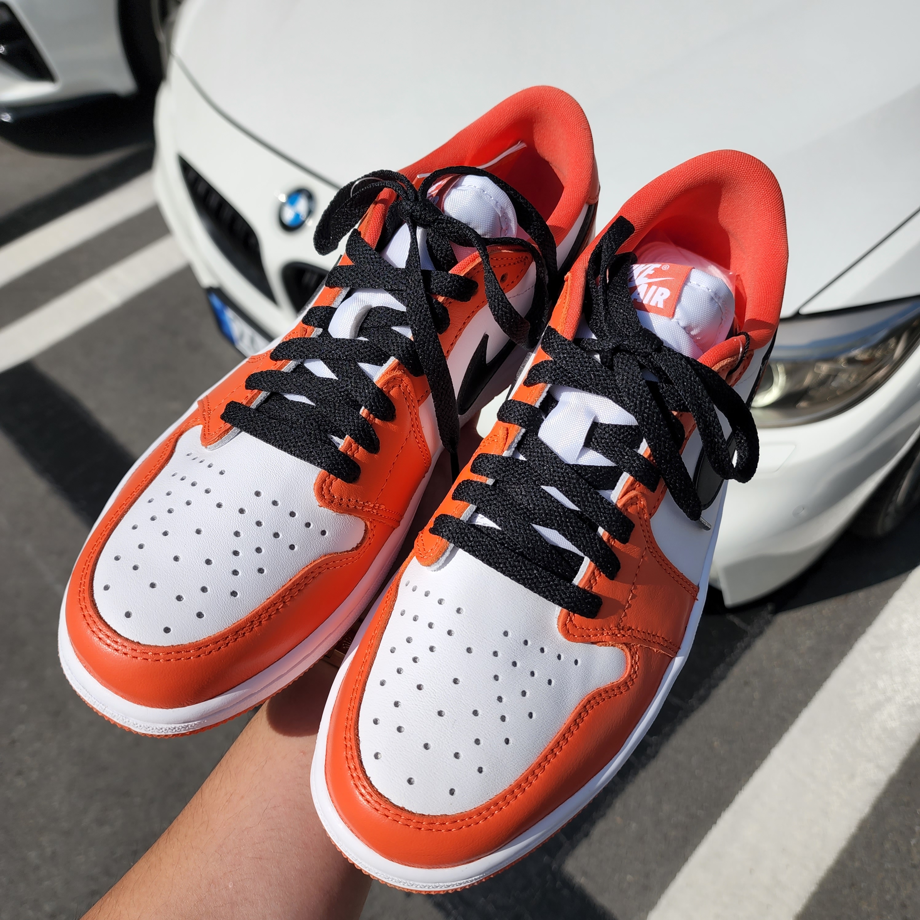 Jordan 1 Low OG Starfish 착용 스타일