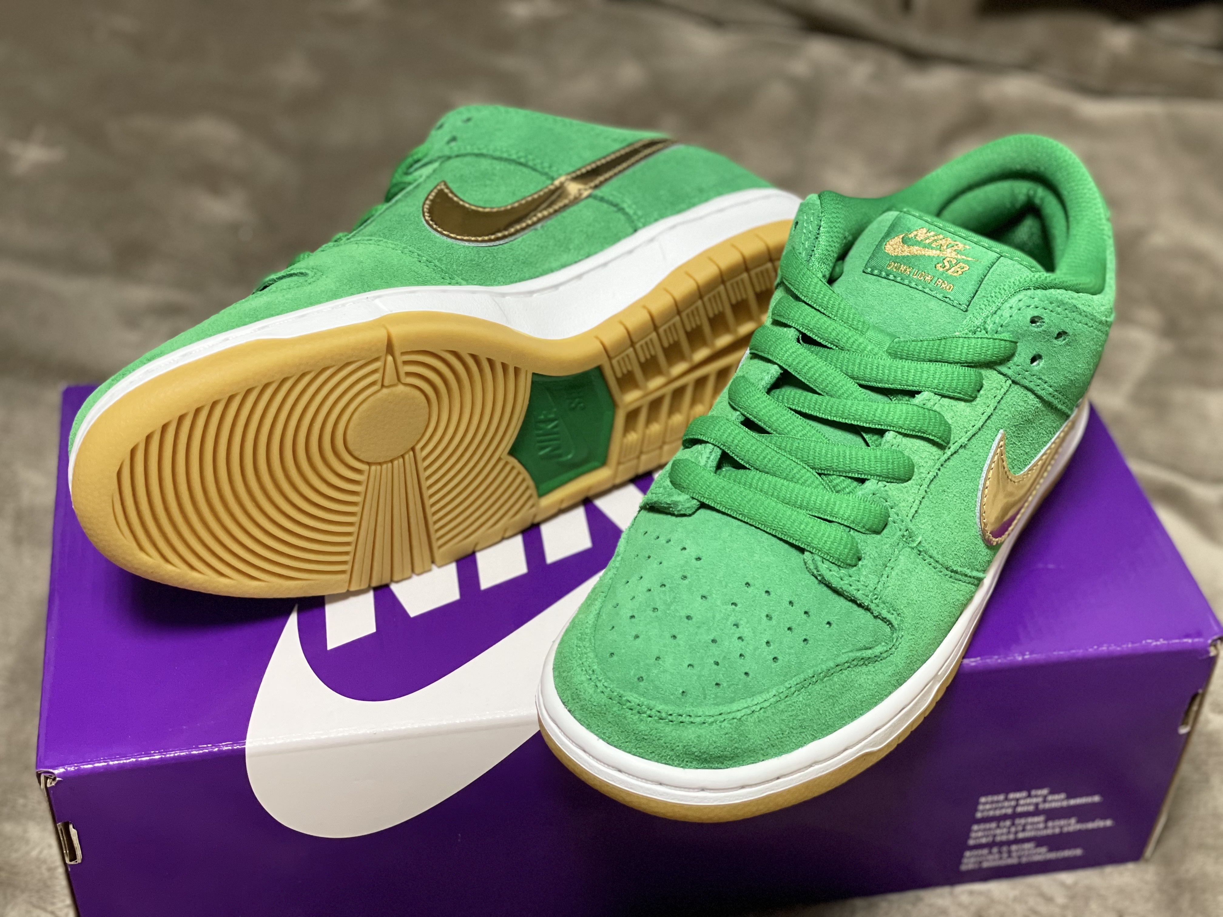 Nike SB Dunk Low Pro Shamrock 착용 스타일 - 1