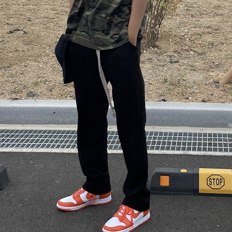 Nike Dunk High Retro Orange Blaze 착용 스타일