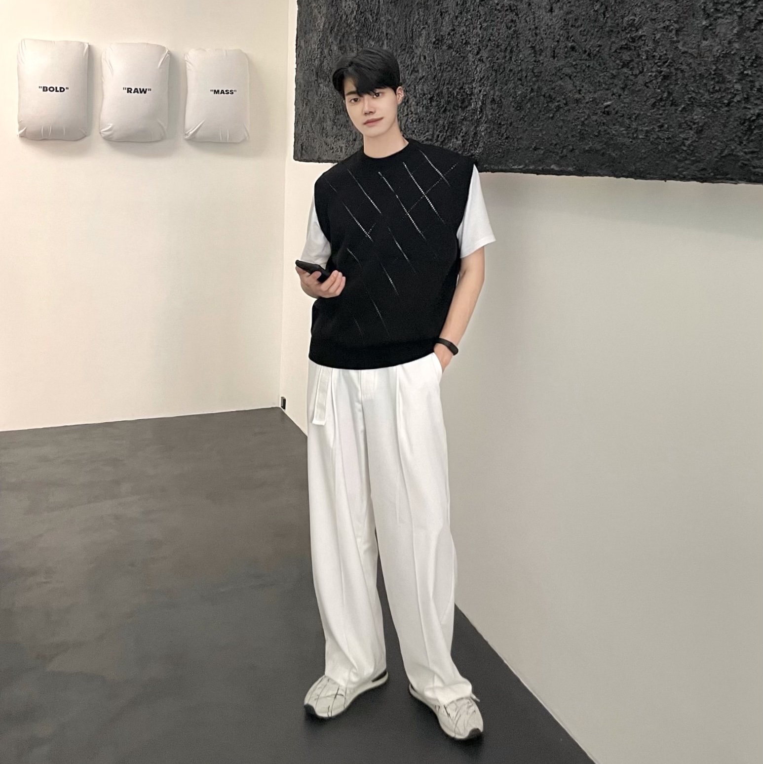 Maison Margiela Replica Paint Runners White 착용 스타일