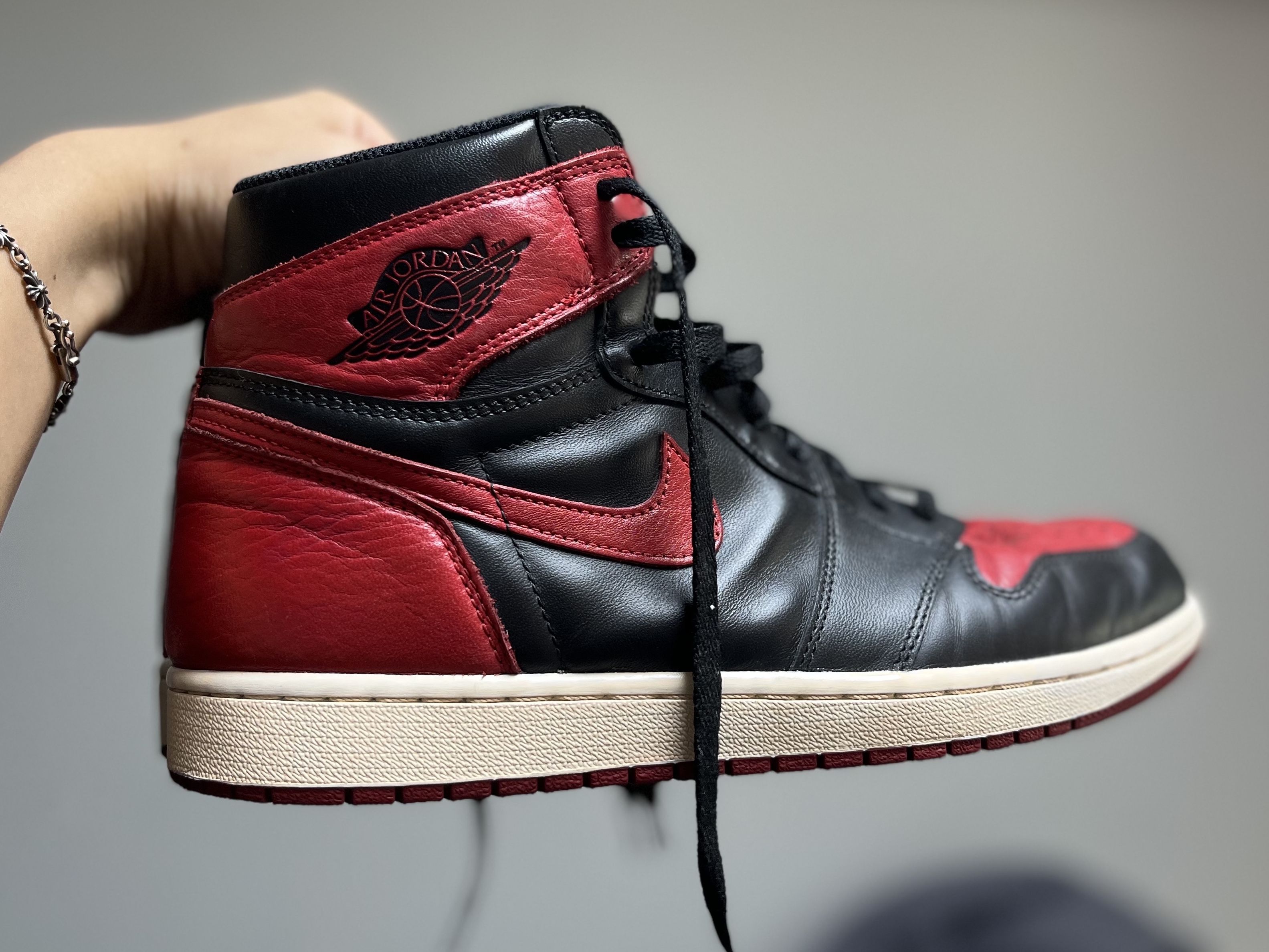 Jordan 1 Retro High OG Bred Banned 2016 착용 스타일 - 1