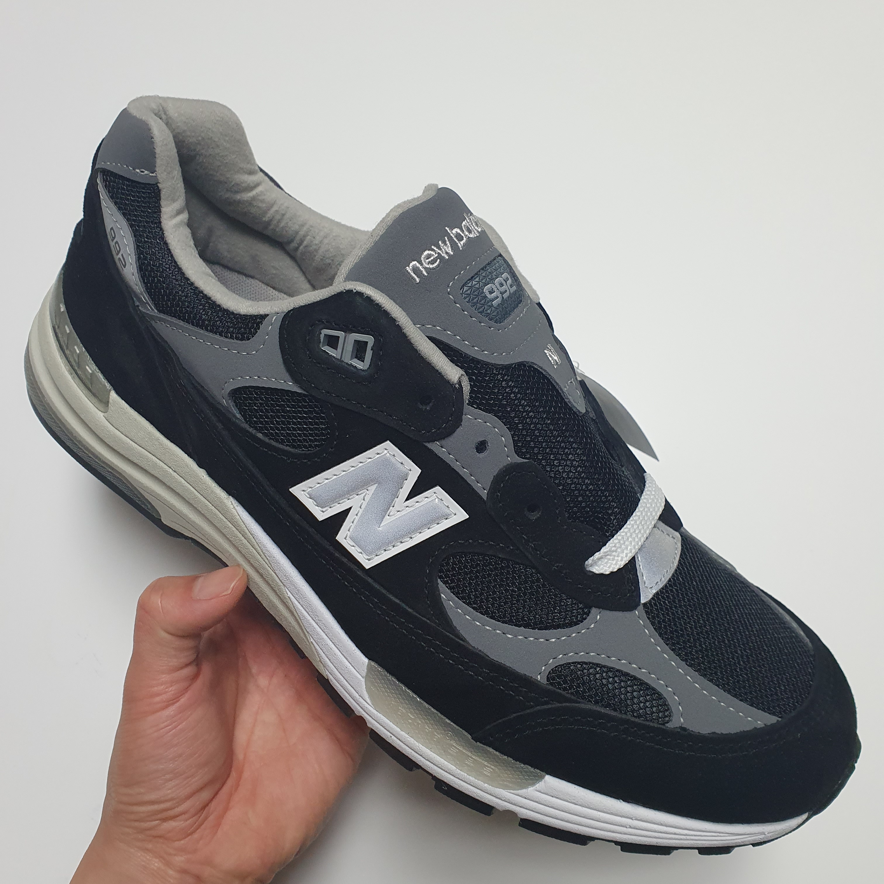 New Balance 993 Made in USA Black - D Standard 착용 스타일