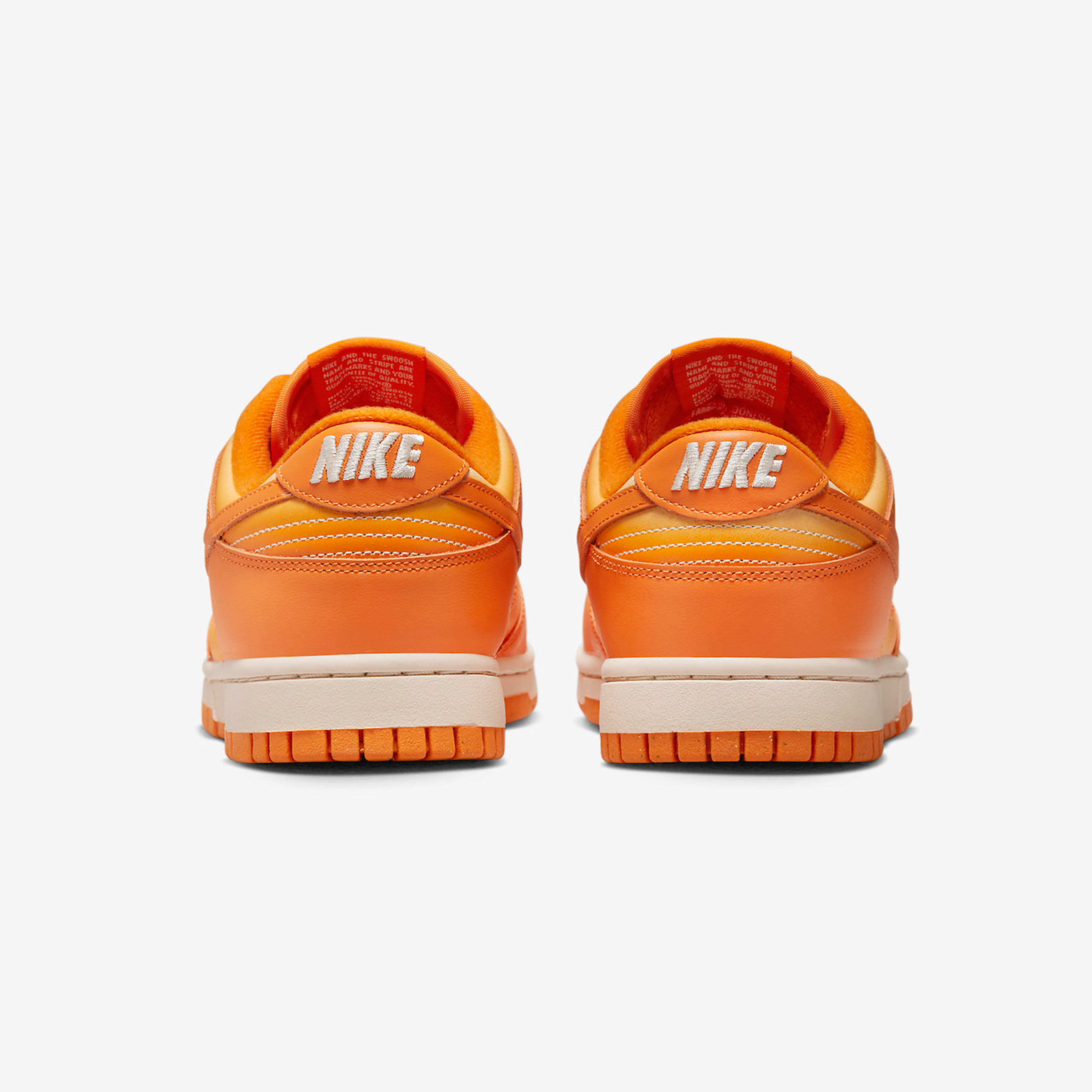 (W) Nike Dunk Low Magma Orange 착용 스타일 - 5