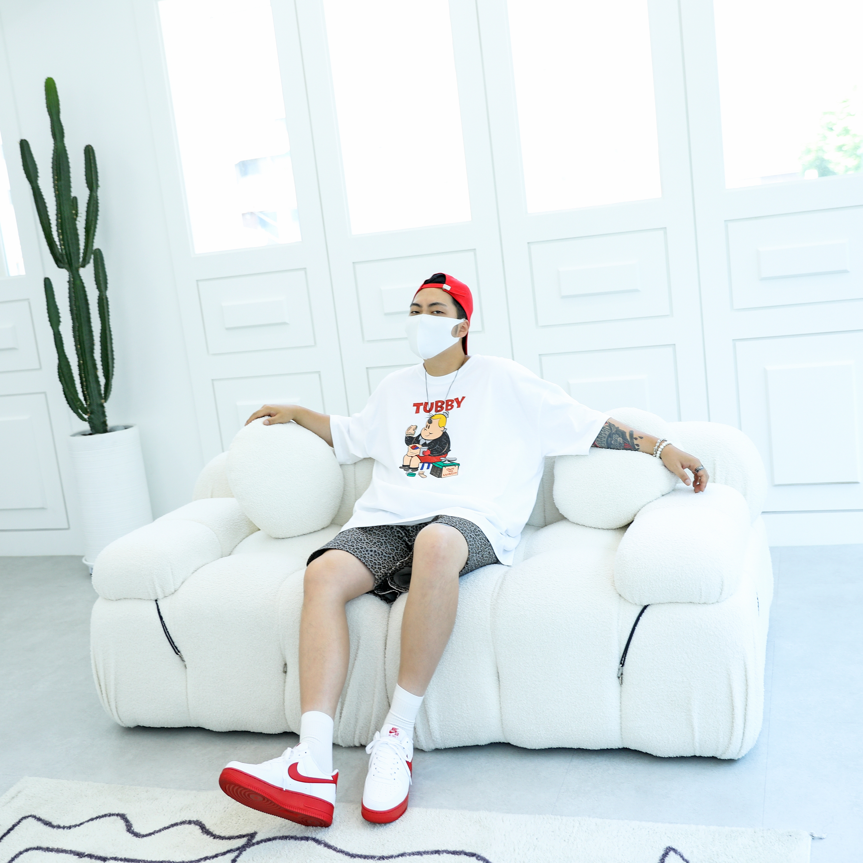 Nike Air Force 1 Low White Red Midsole 착용 스타일 - 3