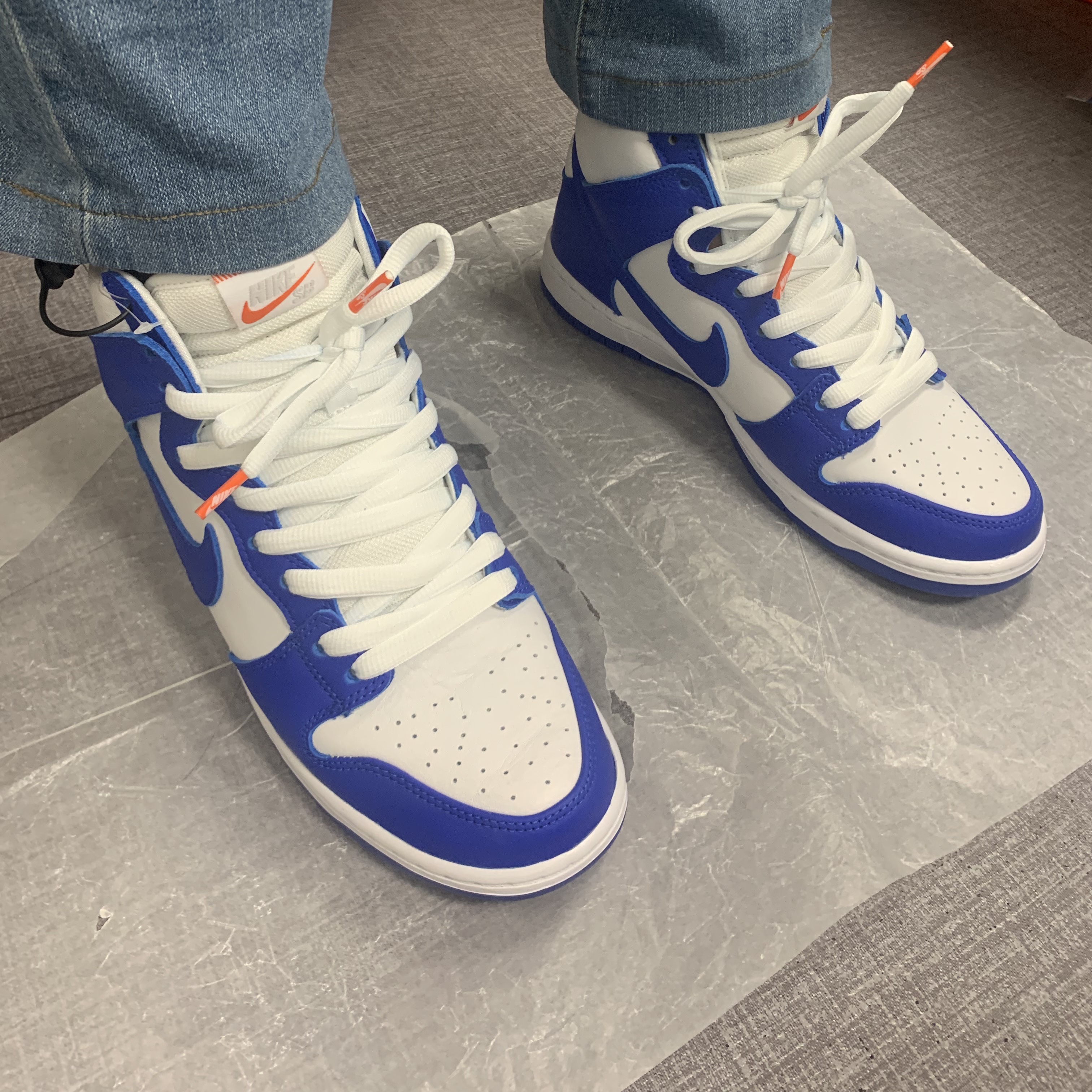Nike SB Dunk High Pro ISO Kentucky 착용 스타일