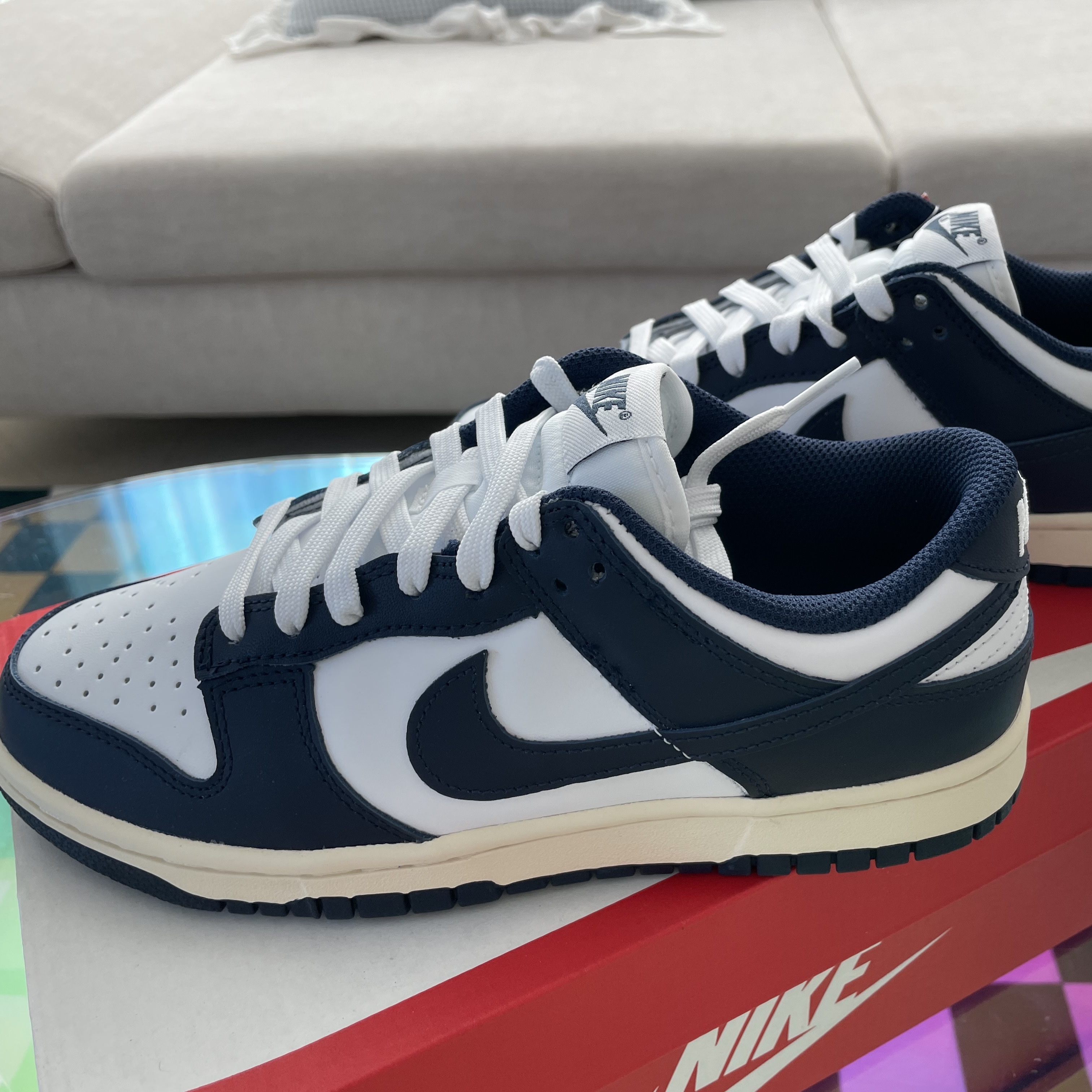 (W) Nike Dunk Low Vintage Midnight Navy 착용 스타일