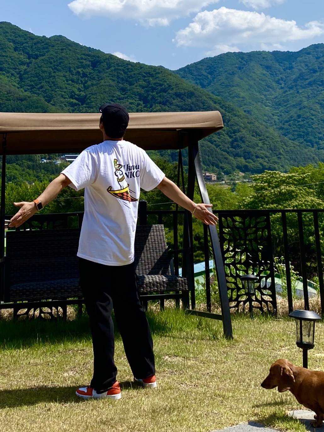 Nike x Drake Nocta Golf Cap Black, Human Made I Know Nigo T-Shirt White 착용 스타일