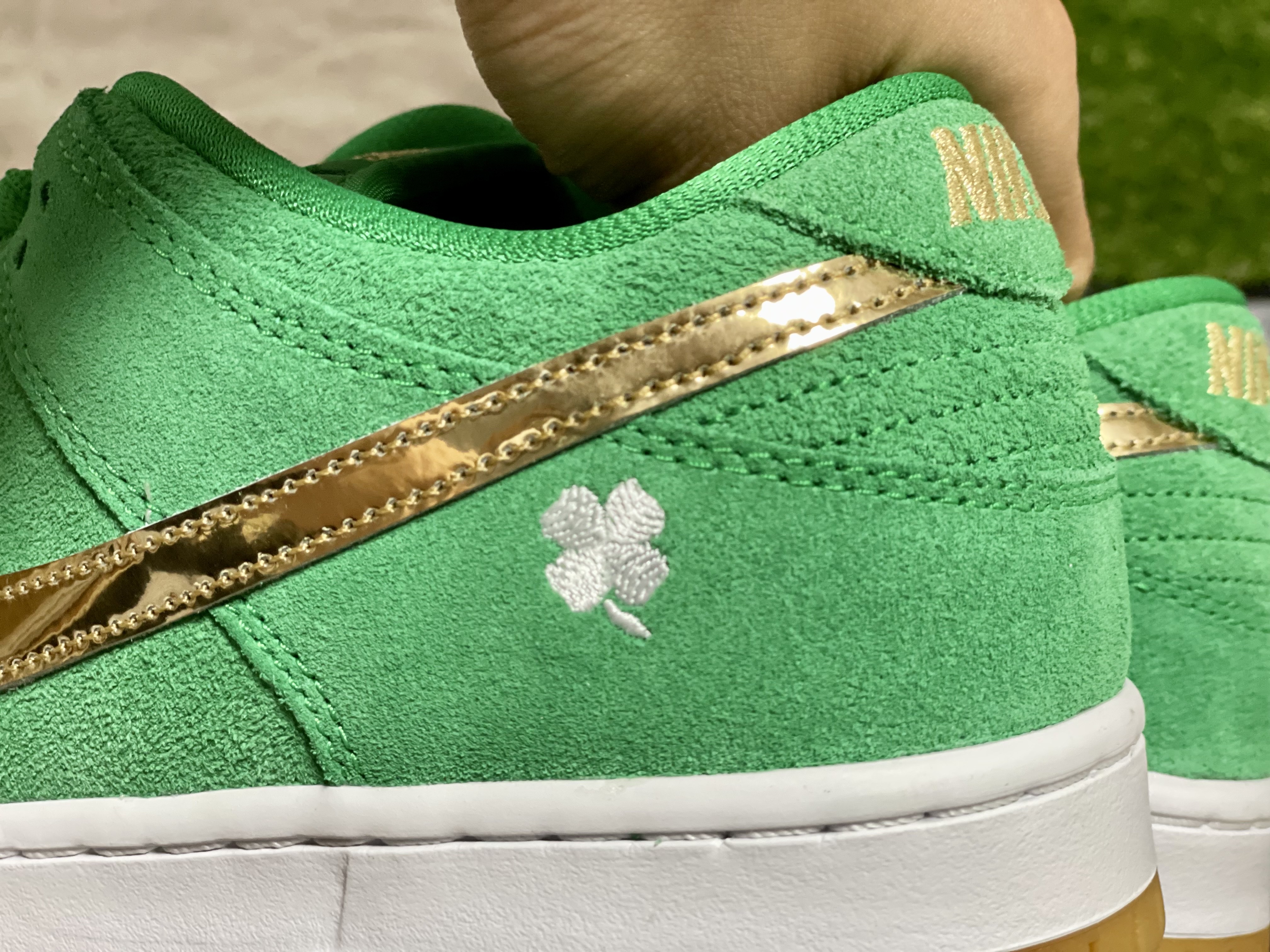 Nike SB Dunk Low Pro Shamrock 착용 스타일 - 4