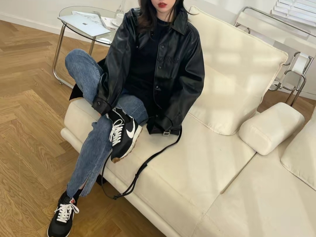 (W) Nike Daybreak Black White 착용 스타일 - 1