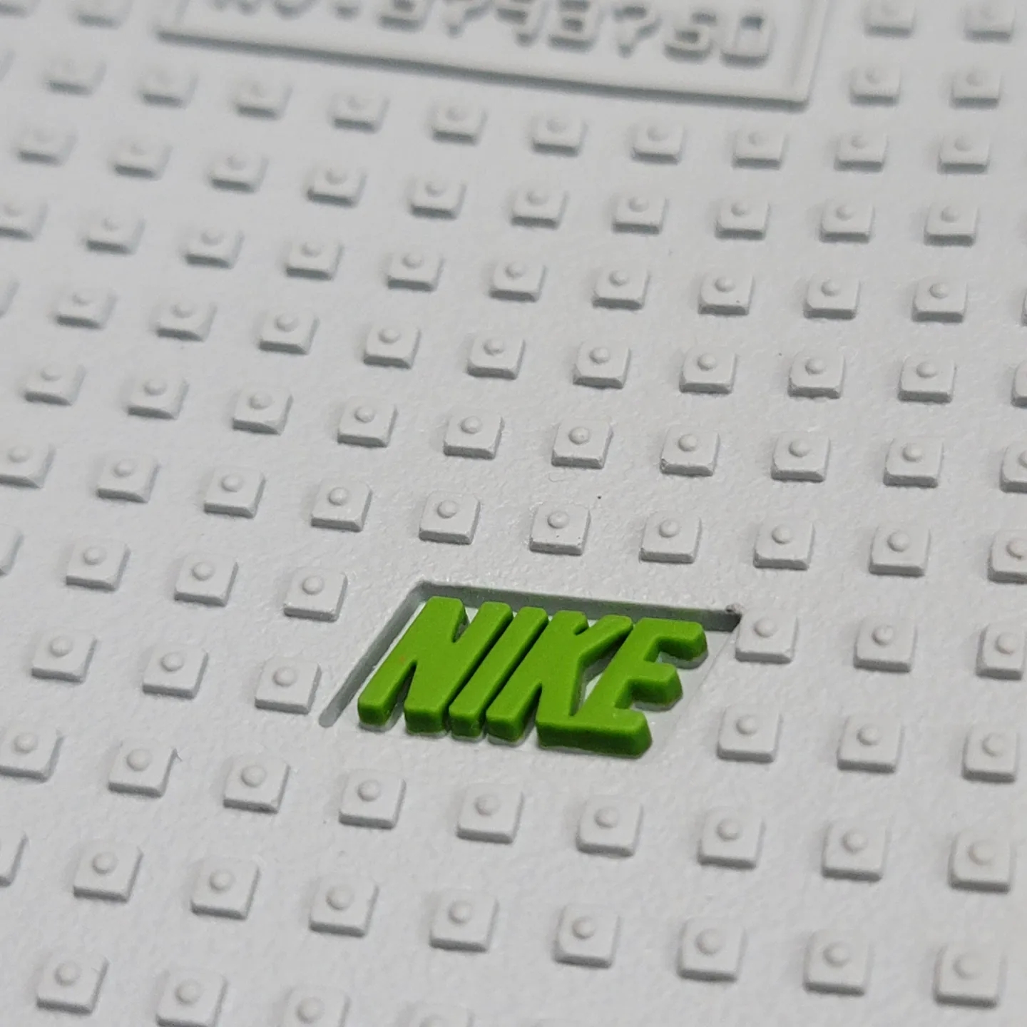 Nike x Travis Scott Nike Air Trainer 1 Grey Haze and Dusty Sage 착용 스타일 - 5