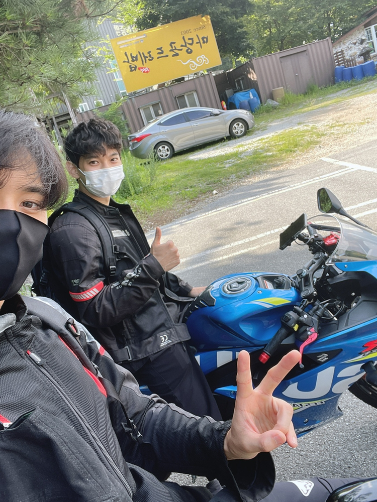 KREAM 프로필 이미지