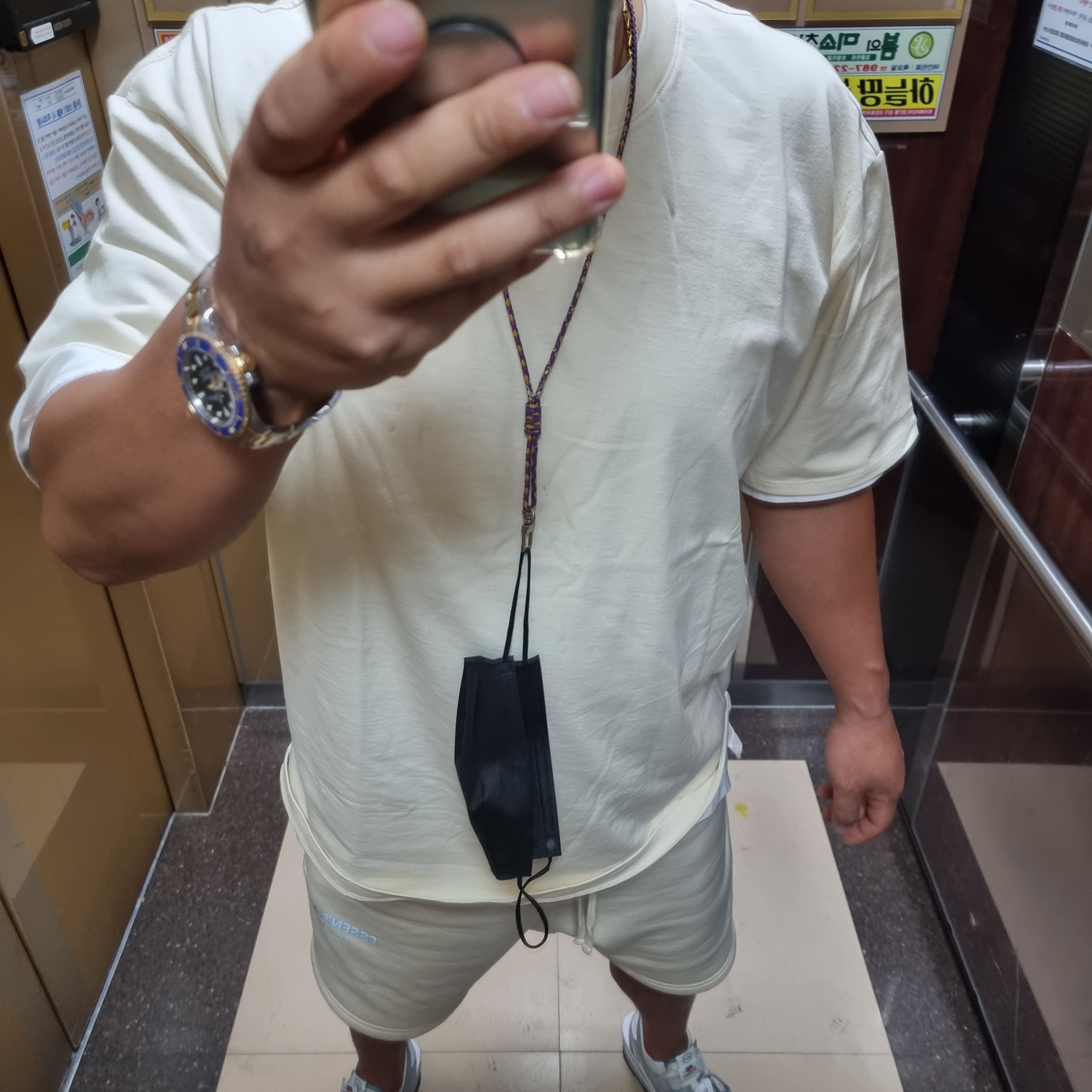 Essentials T-Shirt Cream - 21SS, Essentials Sweatshorts Cream - 21SS 착용 스타일 - 1