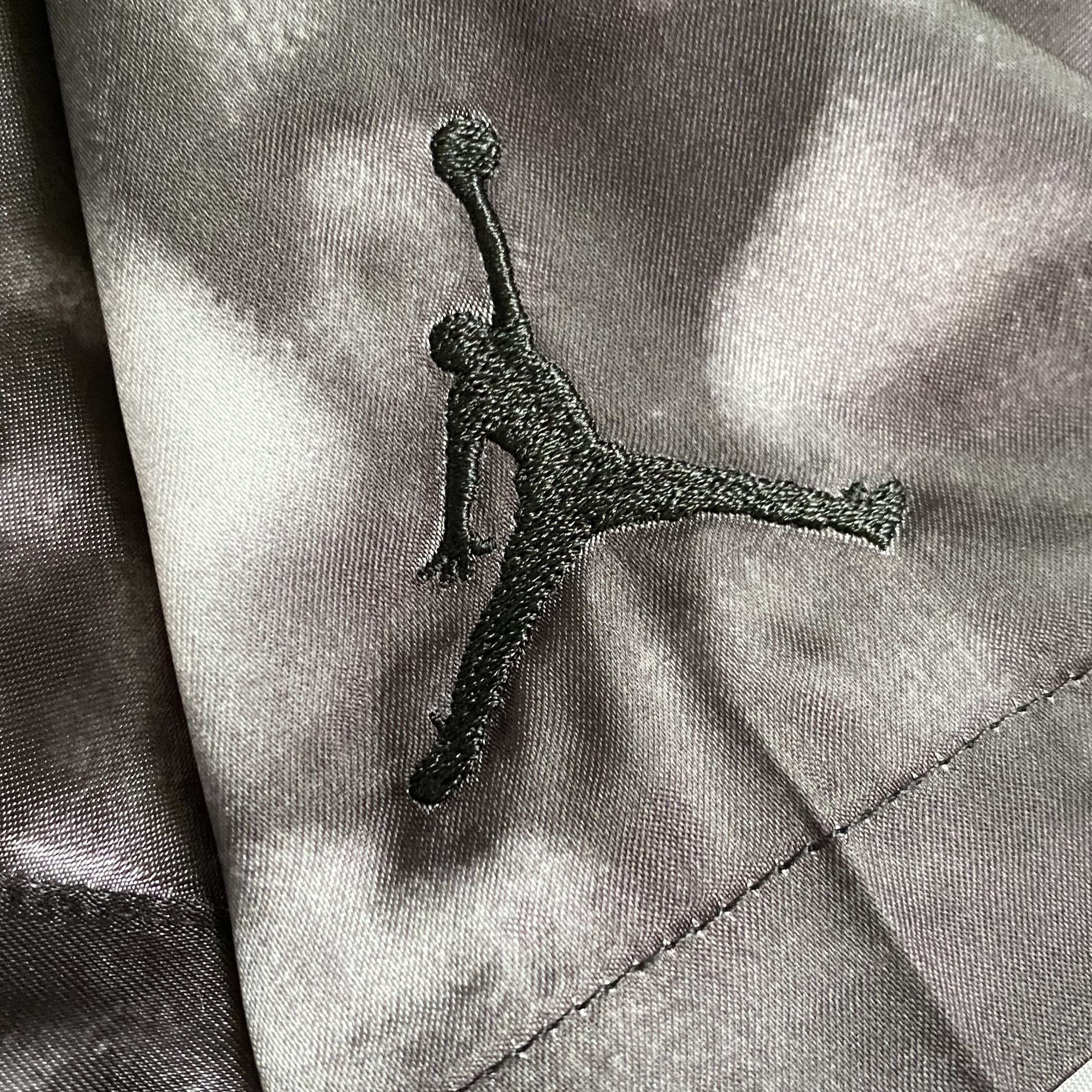 Jordan x A Ma Maniere Satin Button Up Shirt Black - Asia 착용 스타일 - 5