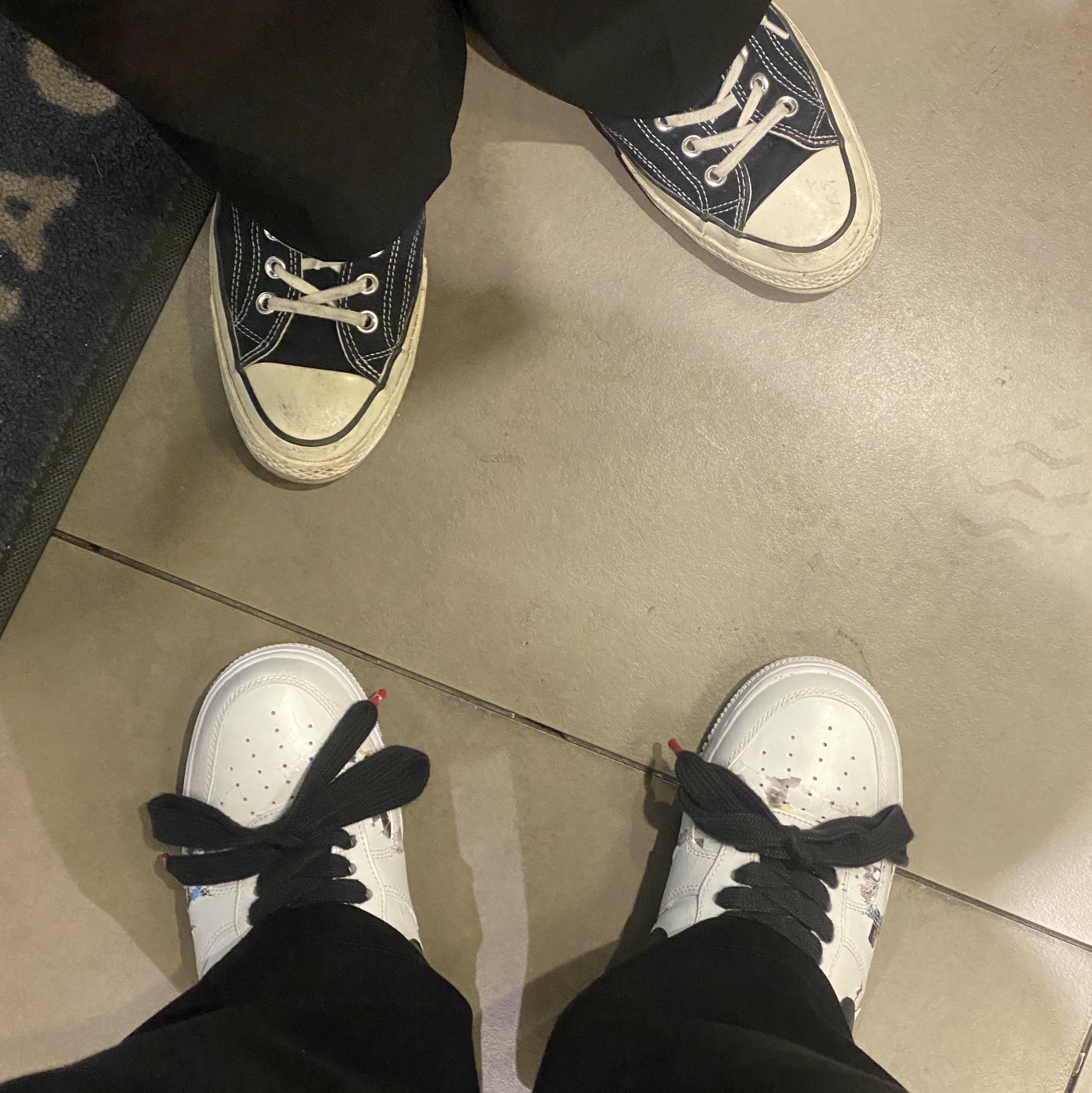 Nike x Peaceminusone Air Force 1 Low Para-Noise 2.0, Converse Chuck 70 Ox Black - Standard 착용 스타일