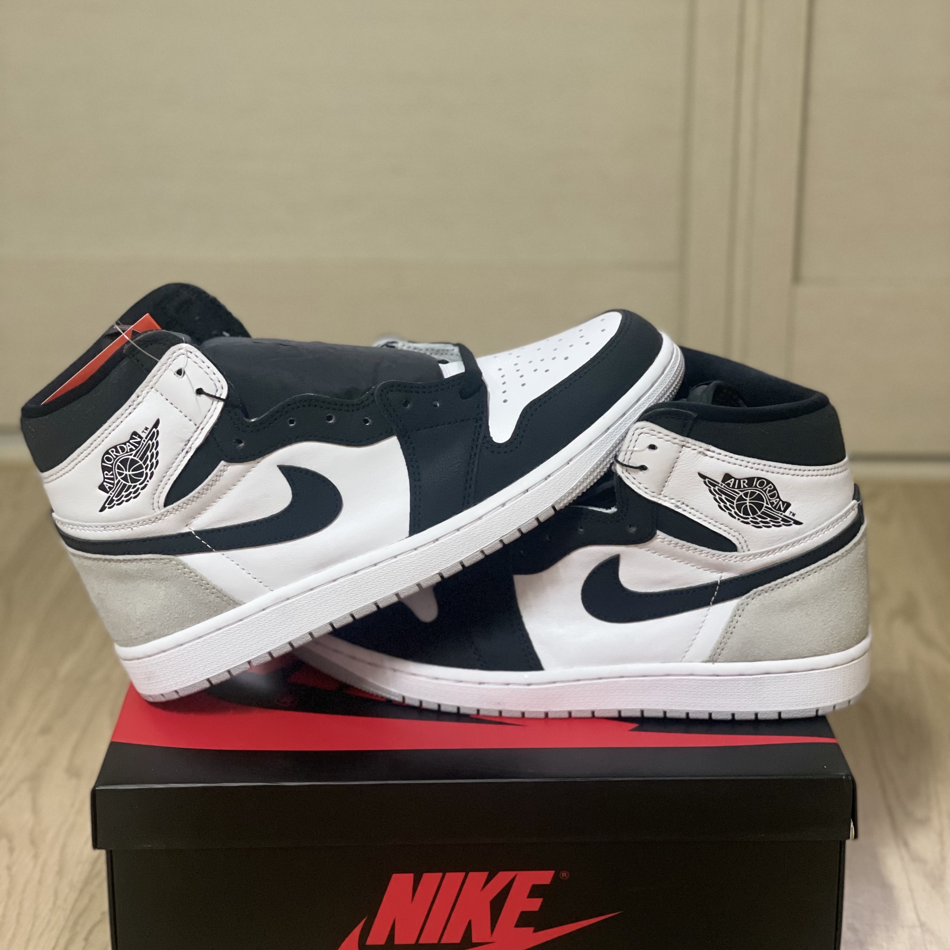 Jordan 1 Retro High OG Bleached Coral 착용 스타일 - 2