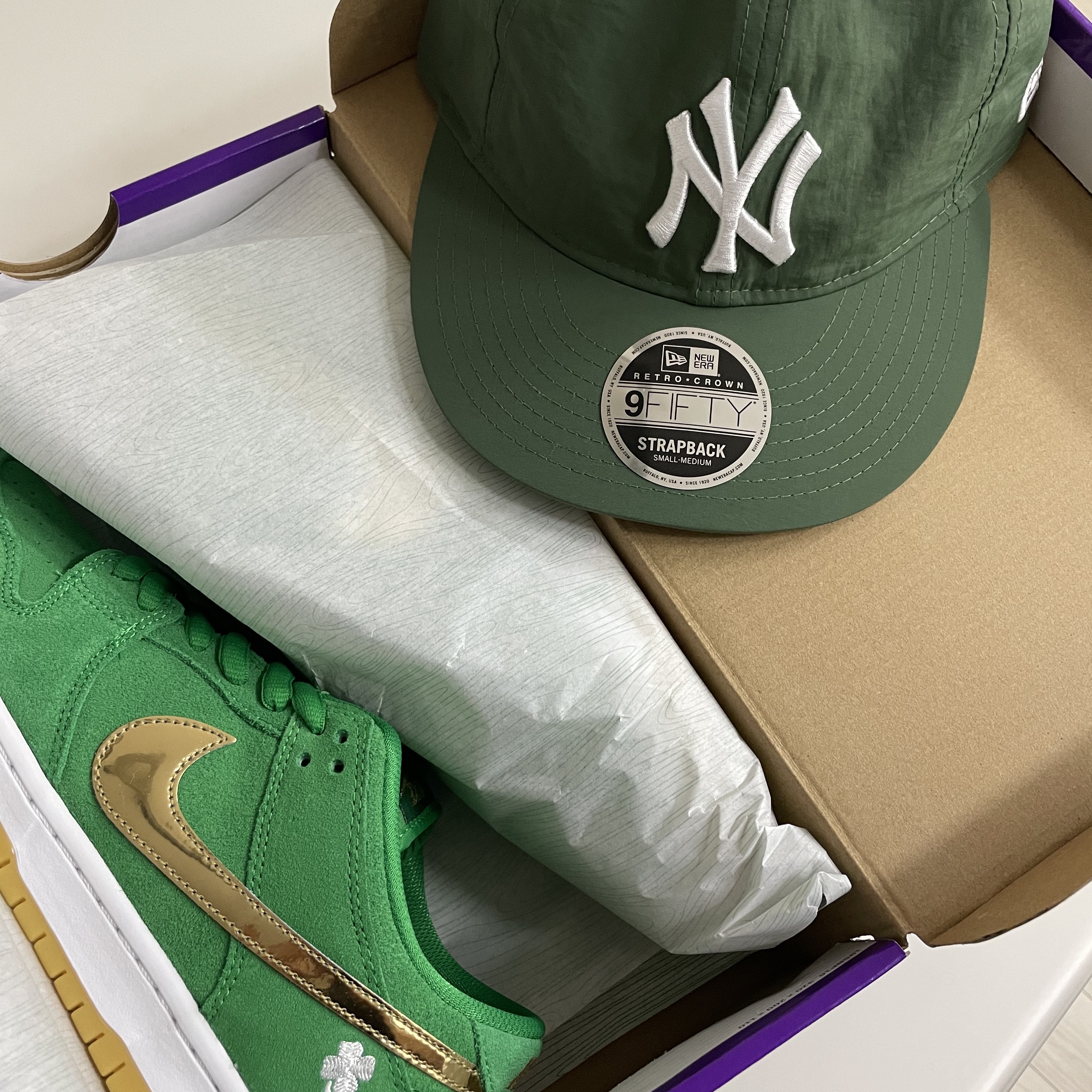 Nike SB Dunk Low Pro Shamrock 착용 스타일 - 1