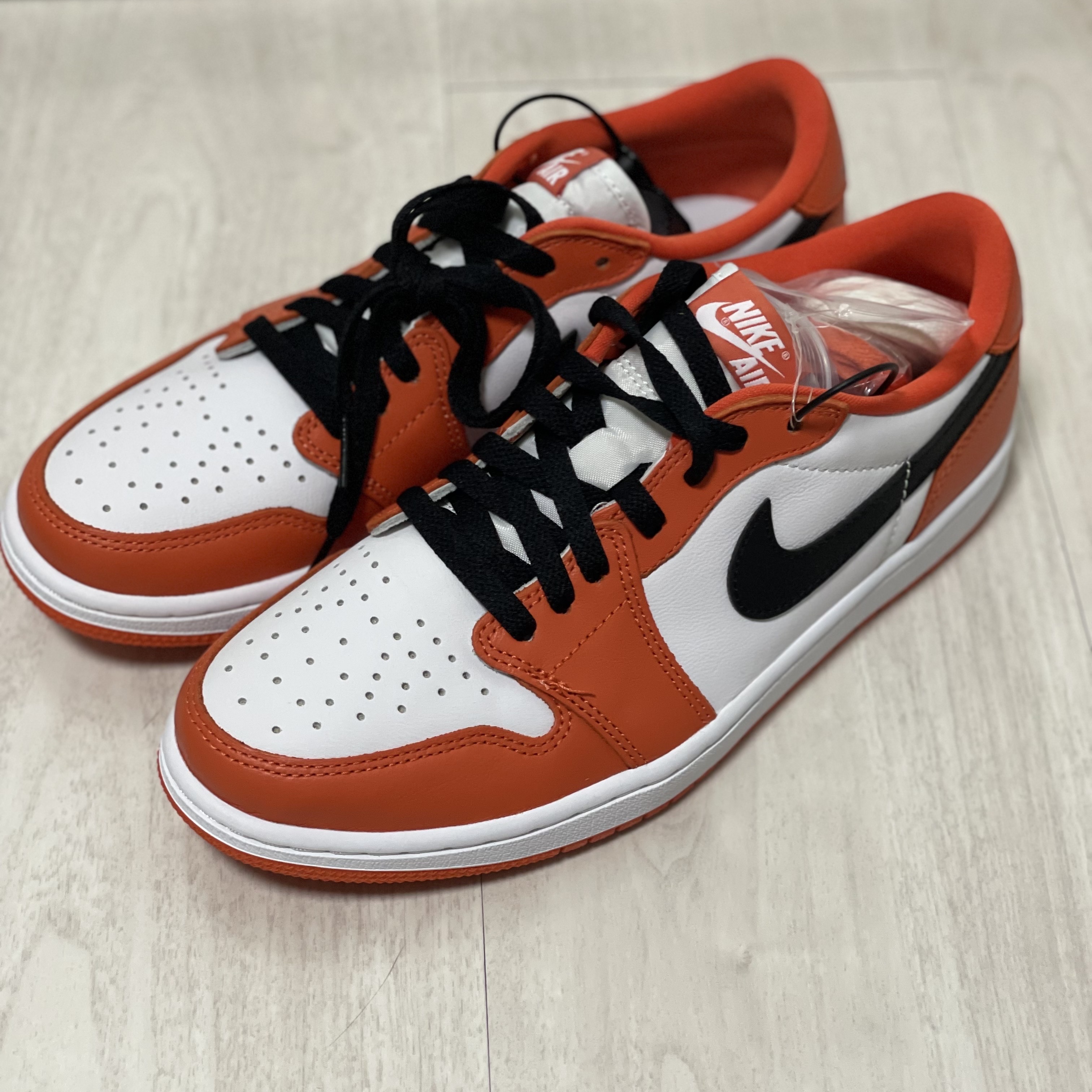 Jordan 1 Low OG Starfish 착용 스타일