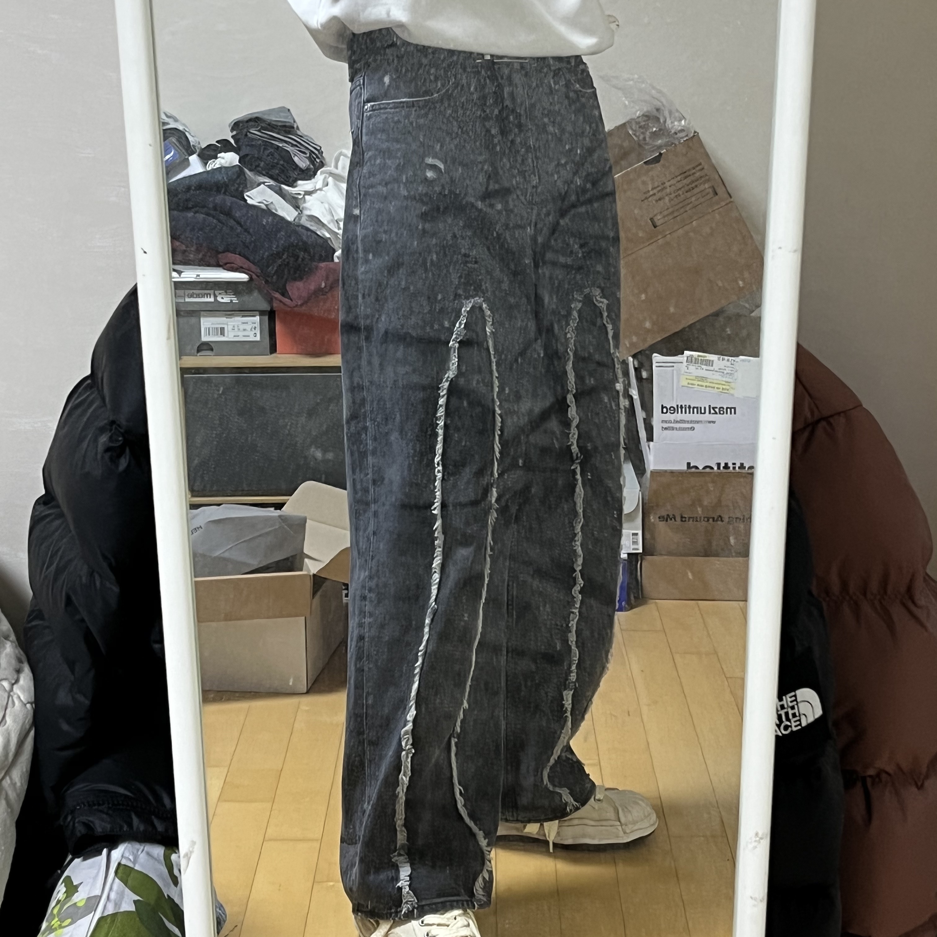 Maison Mihara Yasuhiro Blakey OG STC Sole OD Canvas Low-top Sneakers White 착용 스타일 - 2