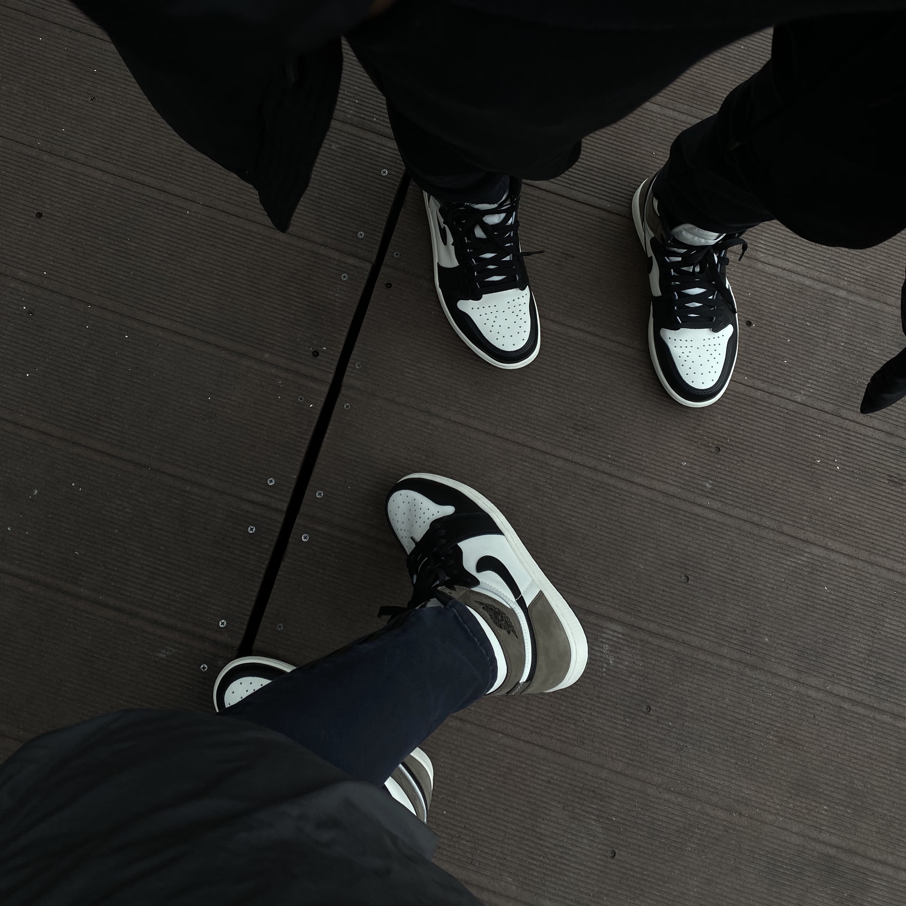 Jordan 1 Retro High OG Black Mocha 착용 스타일