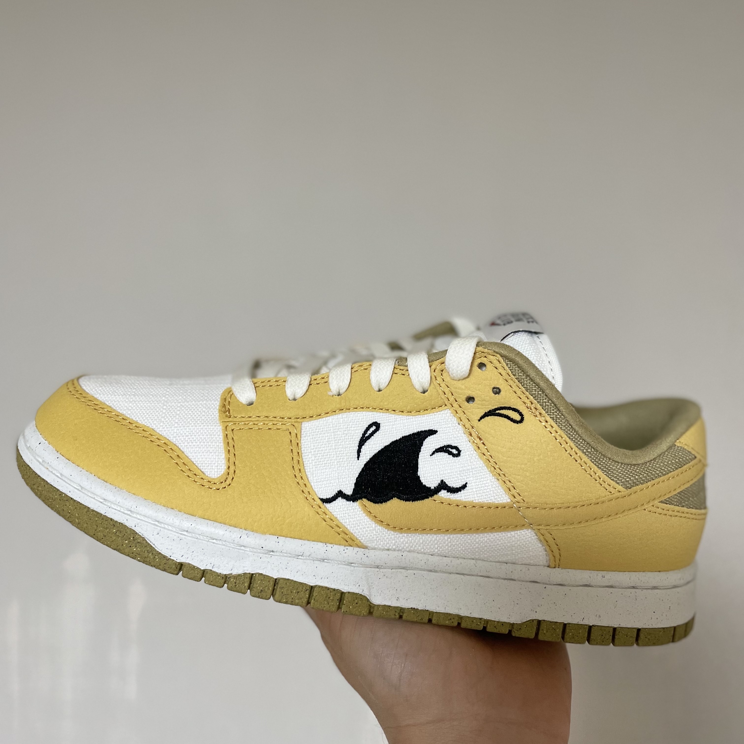 Nike Dunk Low Retro SE Next Nature Nike Sun Club 착용 스타일 - 1