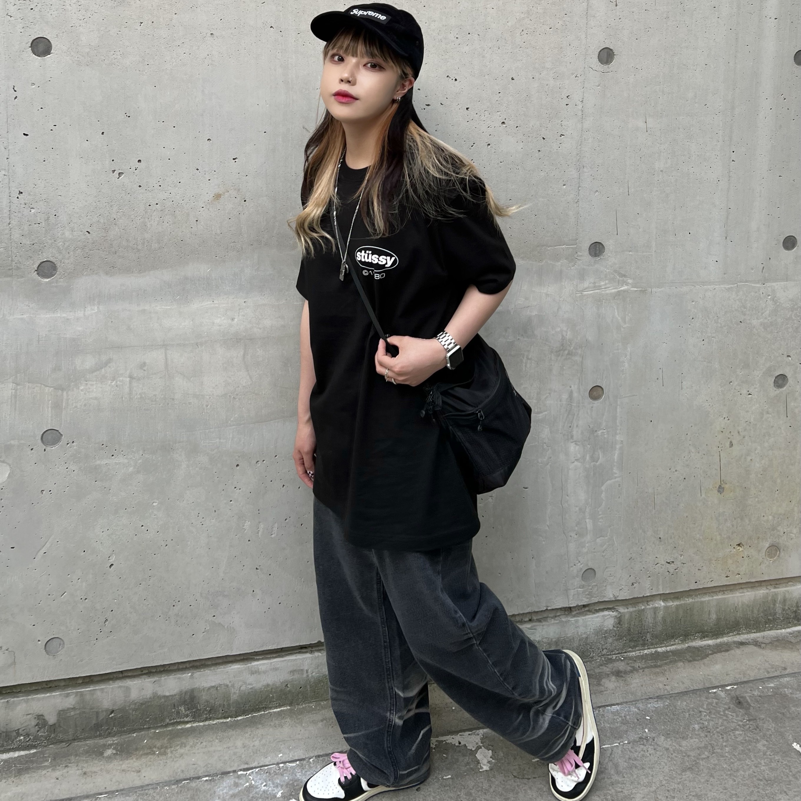 Jordan 1 x Travis Scott x Fragment Retro Low OG SP Military Blue, Supreme Corduroy Camp Cap Black - 22SS 착용 스타일 - 3