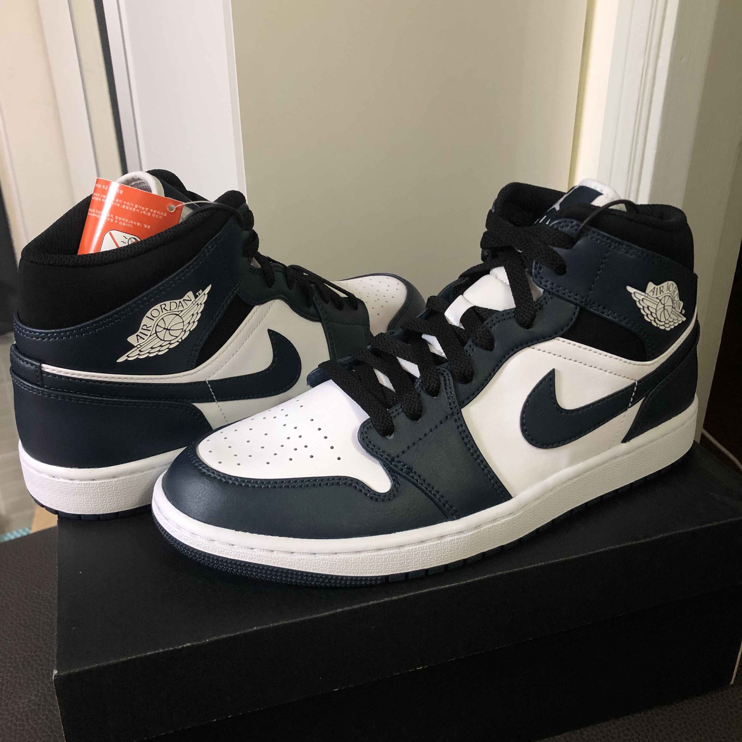 Jordan 1 Mid Dark Teal 착용 스타일 - 2