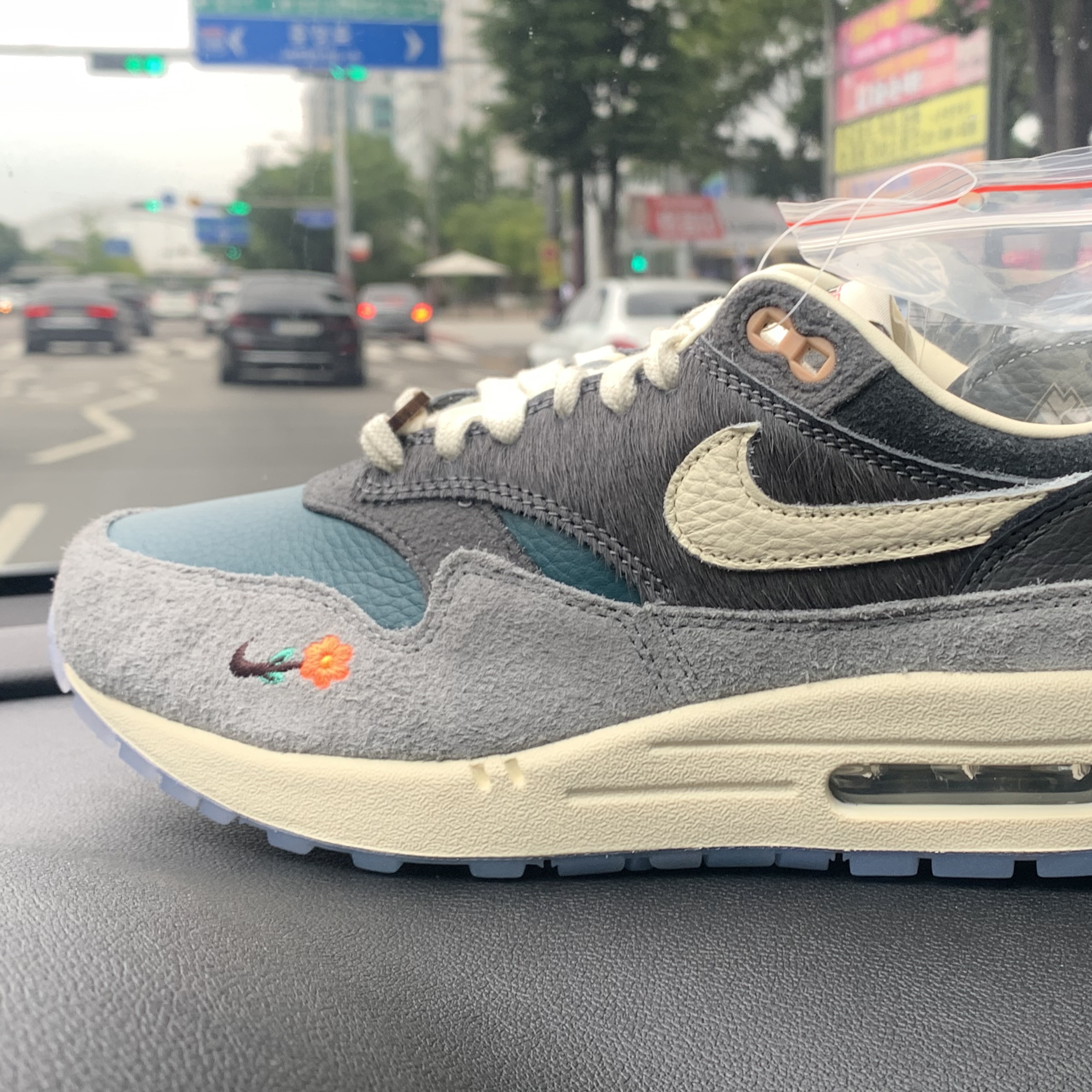 Nike x Kasina Air Max 1 SP Won-Ang Particle Grey 착용 스타일