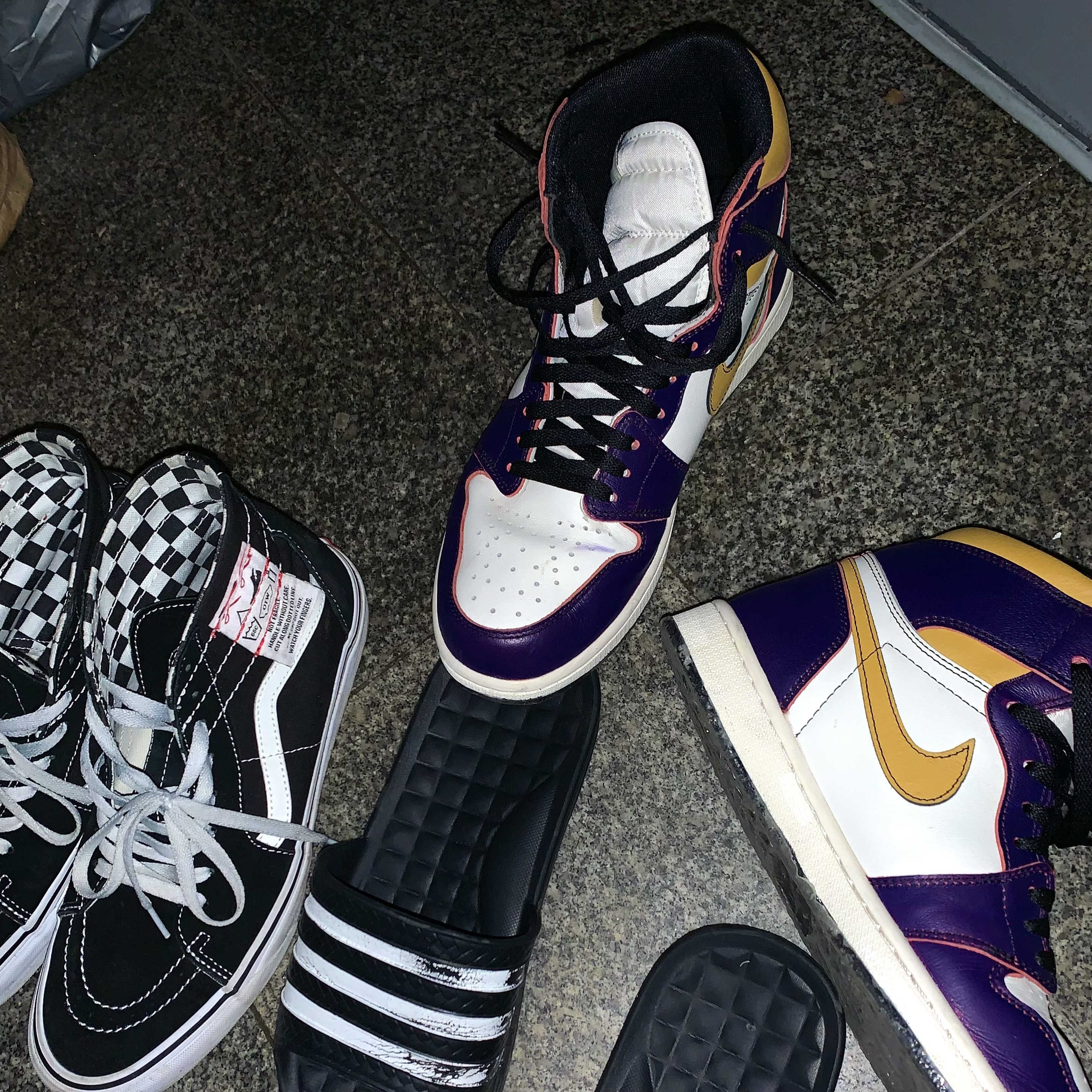 Vans SK8-Hi Tapered Black, Jordan 1 Retro High OG Defiant SB LA to Chicago 착용 스타일