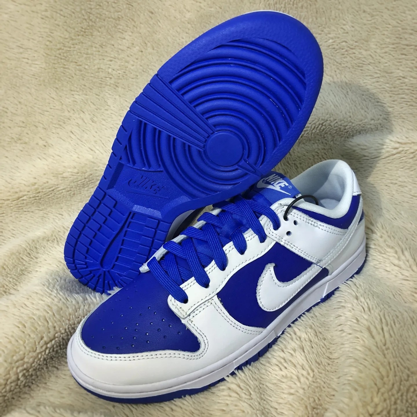 Nike Dunk Low Retro Racer Blue and White 착용 스타일 - 3