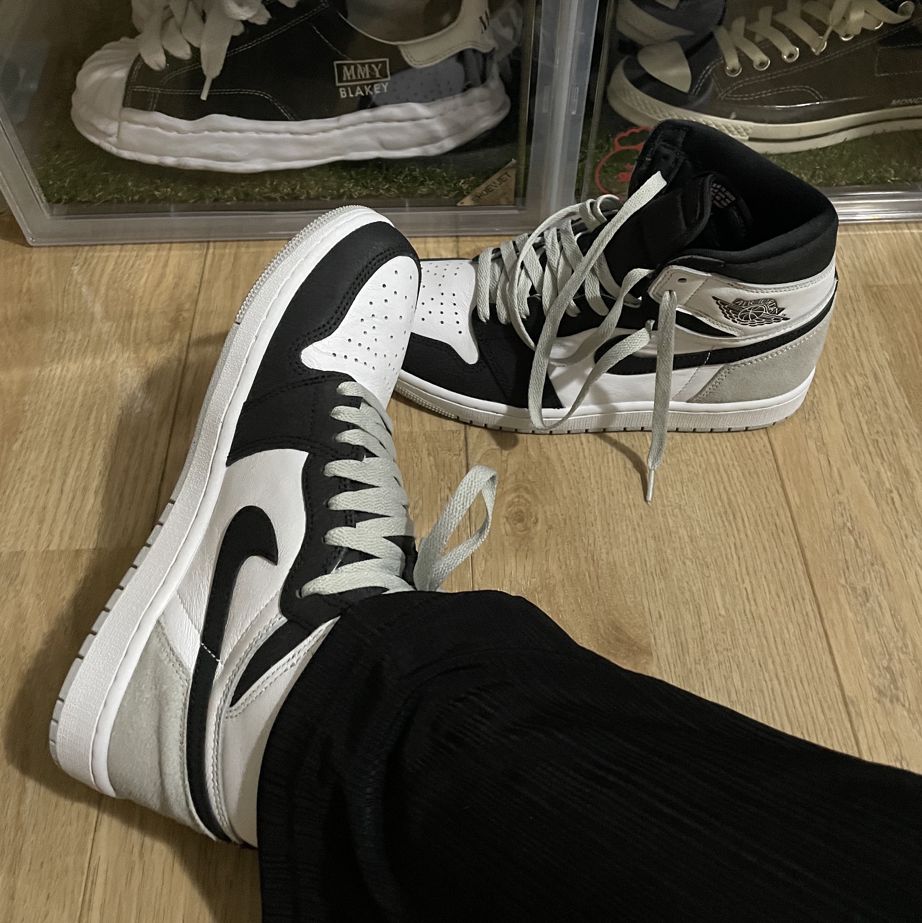 Jordan 1 Retro High OG Bleached Coral 착용 스타일