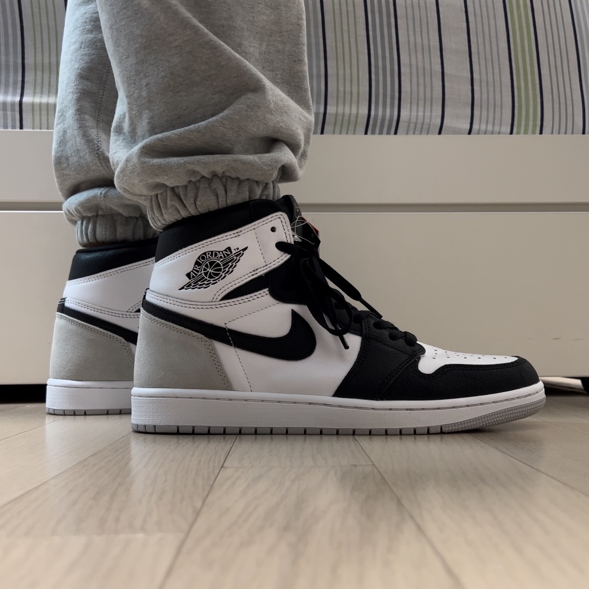 Jordan 1 Retro High OG Bleached Coral 착용 스타일