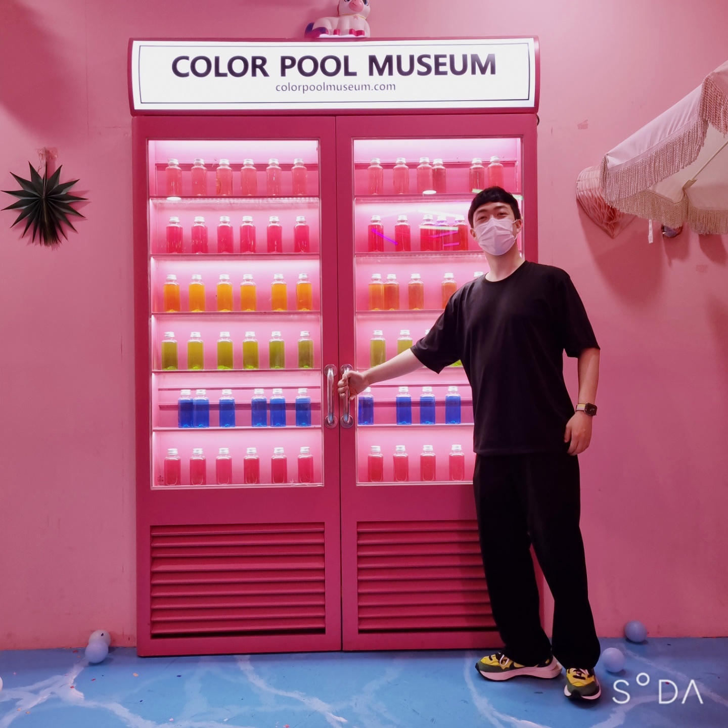 Nike x Sacai VaporWaffle Tour Yellow & Gorge Green Sail 착용 스타일