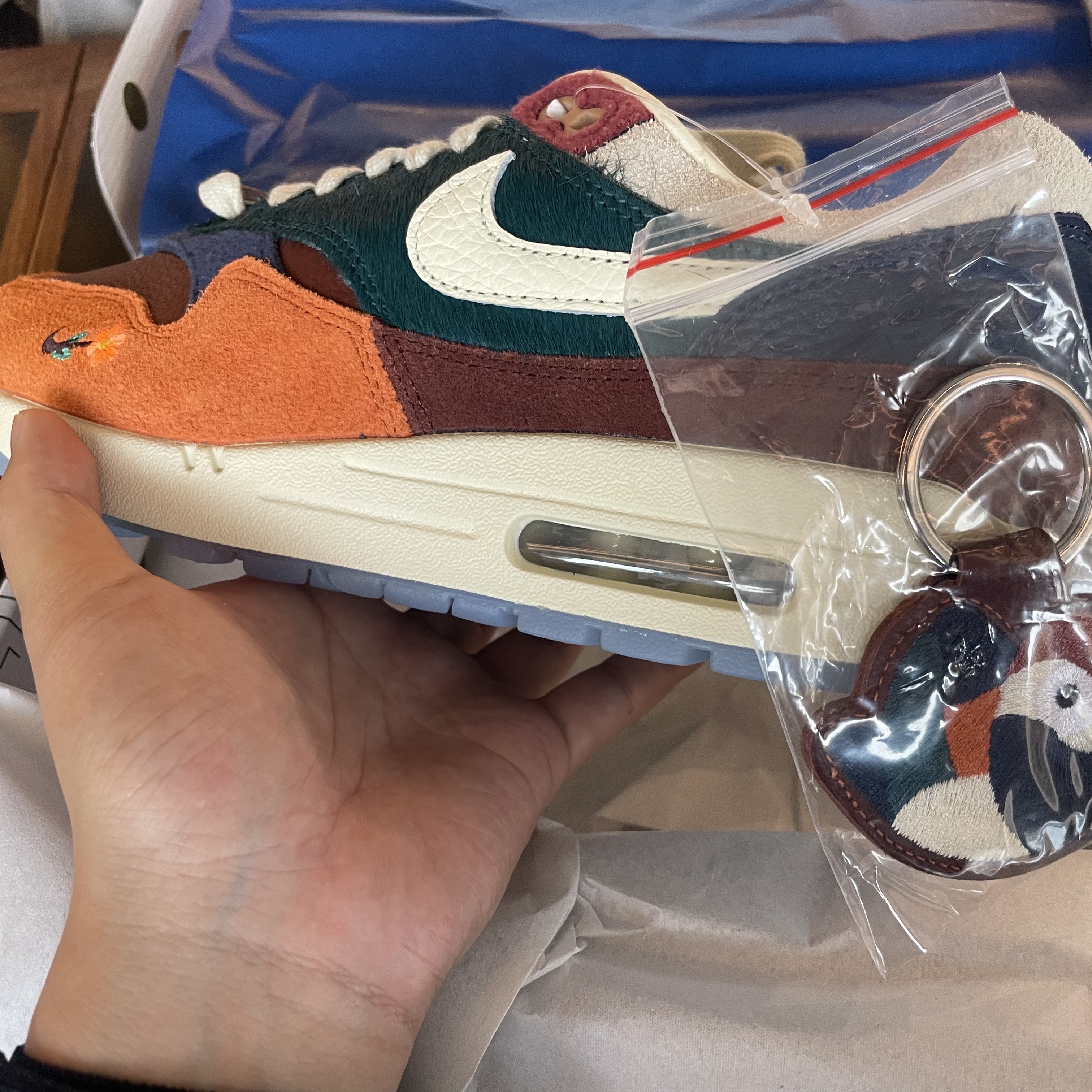 Nike x Kasina Air Max 1 SP Won-Ang Orange 착용 스타일 - 1