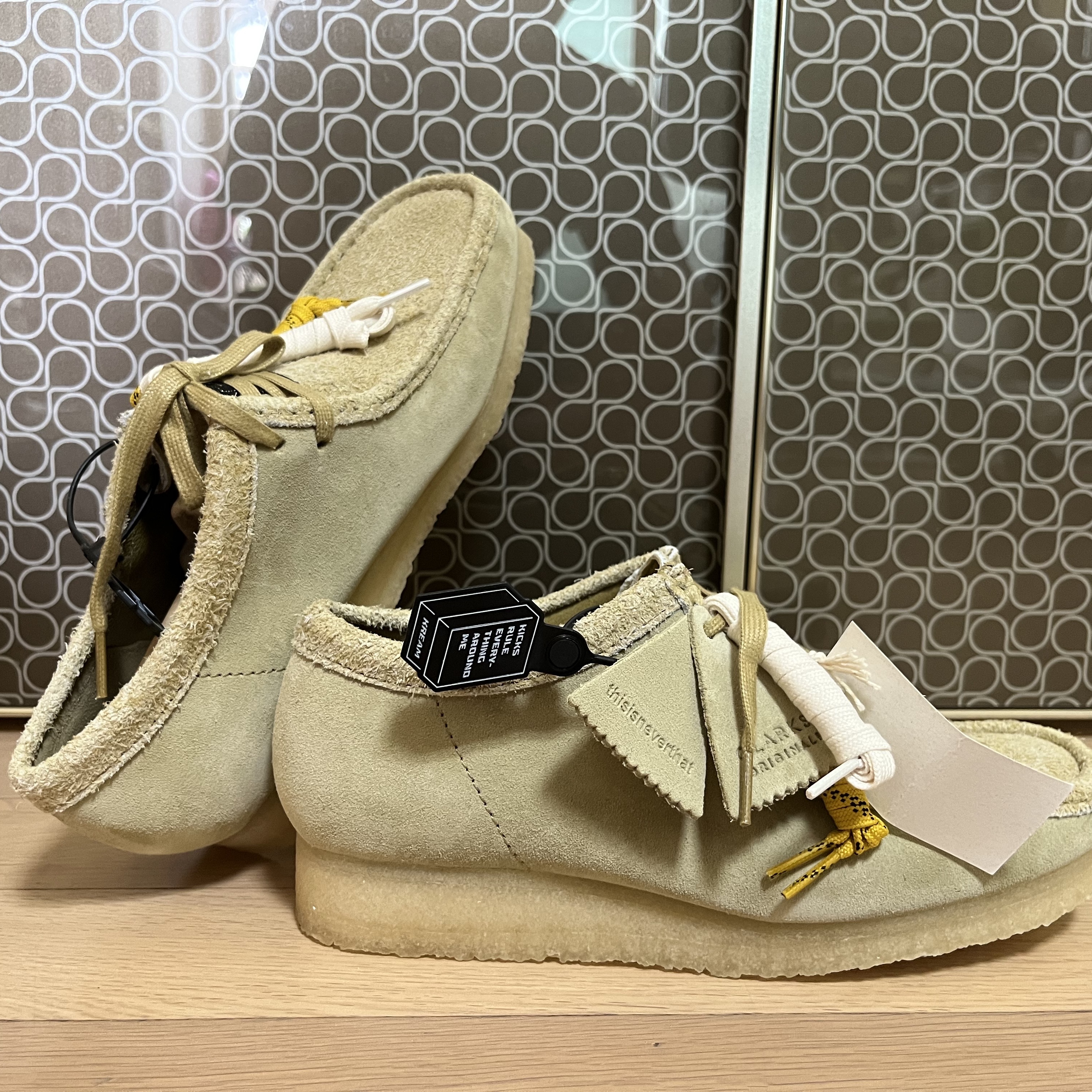 Clarks x Thisisneverthat Wallabee Maple 착용 스타일 - 1