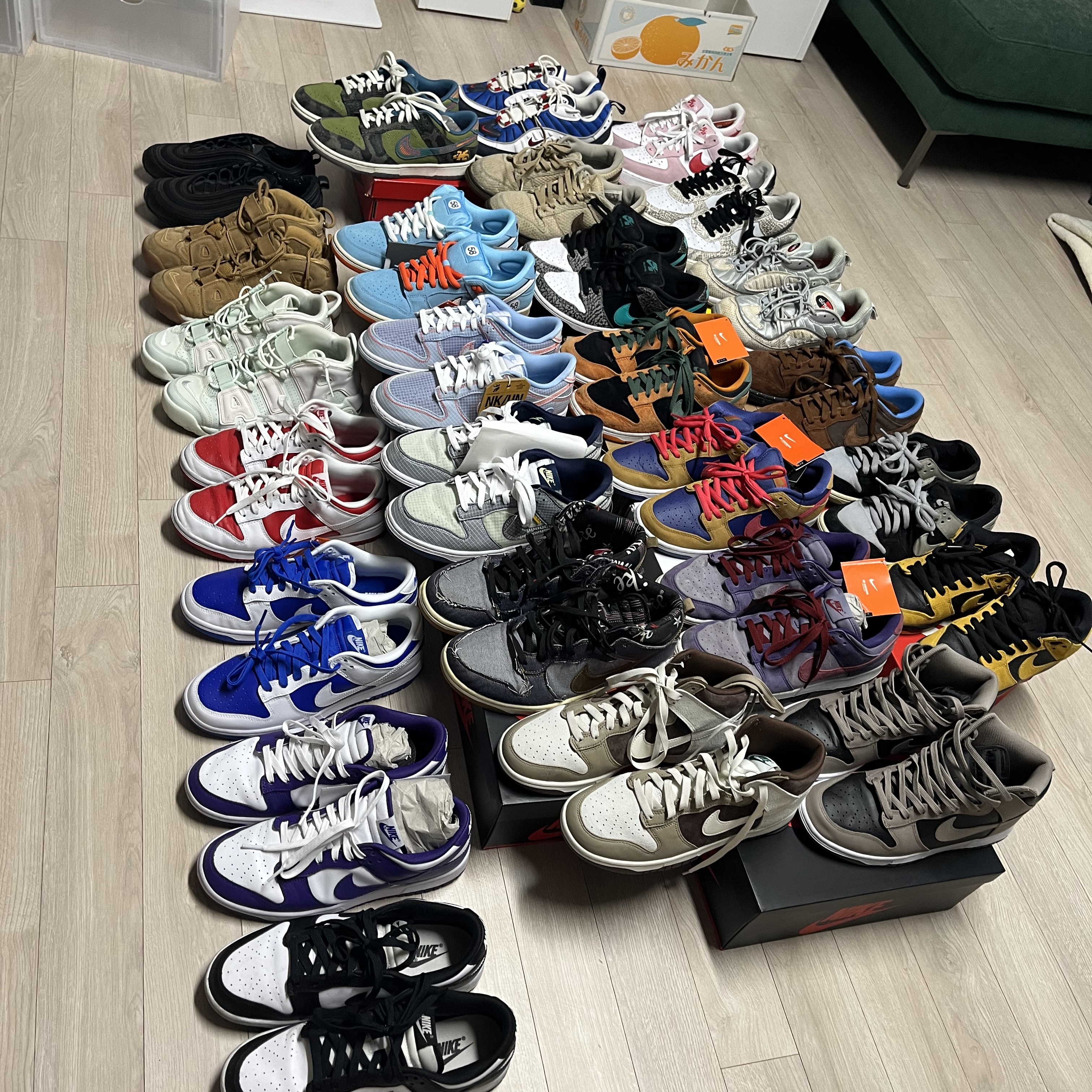 Nike Air Force 1 Low Retro Cocoa Snake 2018, Nike x Supreme Air Max 98 Snakeskin 착용 스타일