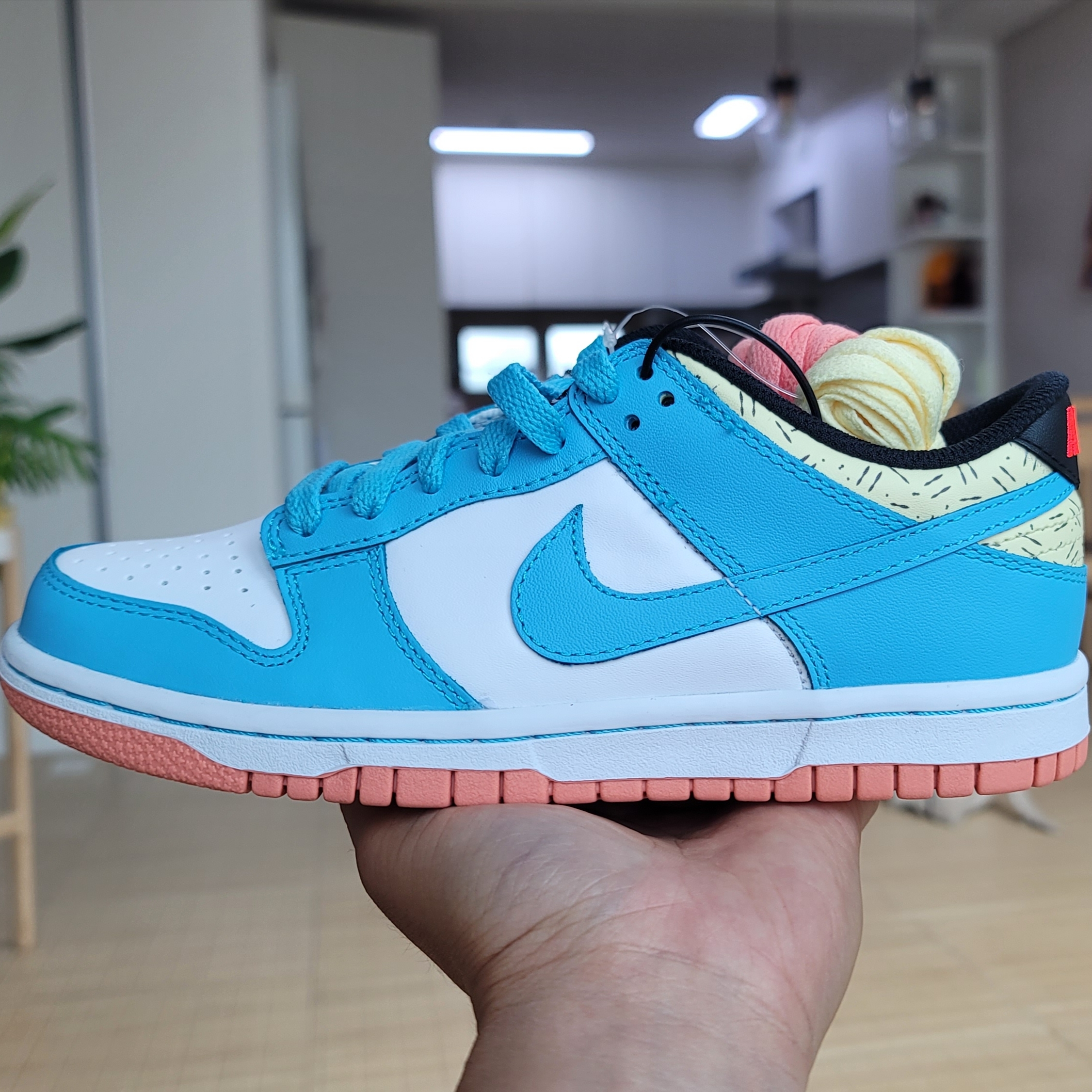 (GS) Nike x Kyrie Dunk Low SE Baltic Blue 착용 스타일 - 3