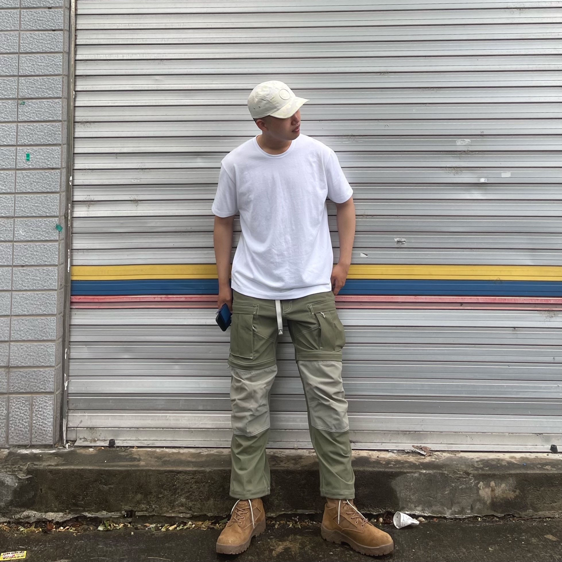 Nike ACG Smith Summit Cargo Pants Medium Olive - Asia, Supreme x Stone Island Reactive Ice Camo Ripstop Camp Cap Tan - 22SS 착용 스타일