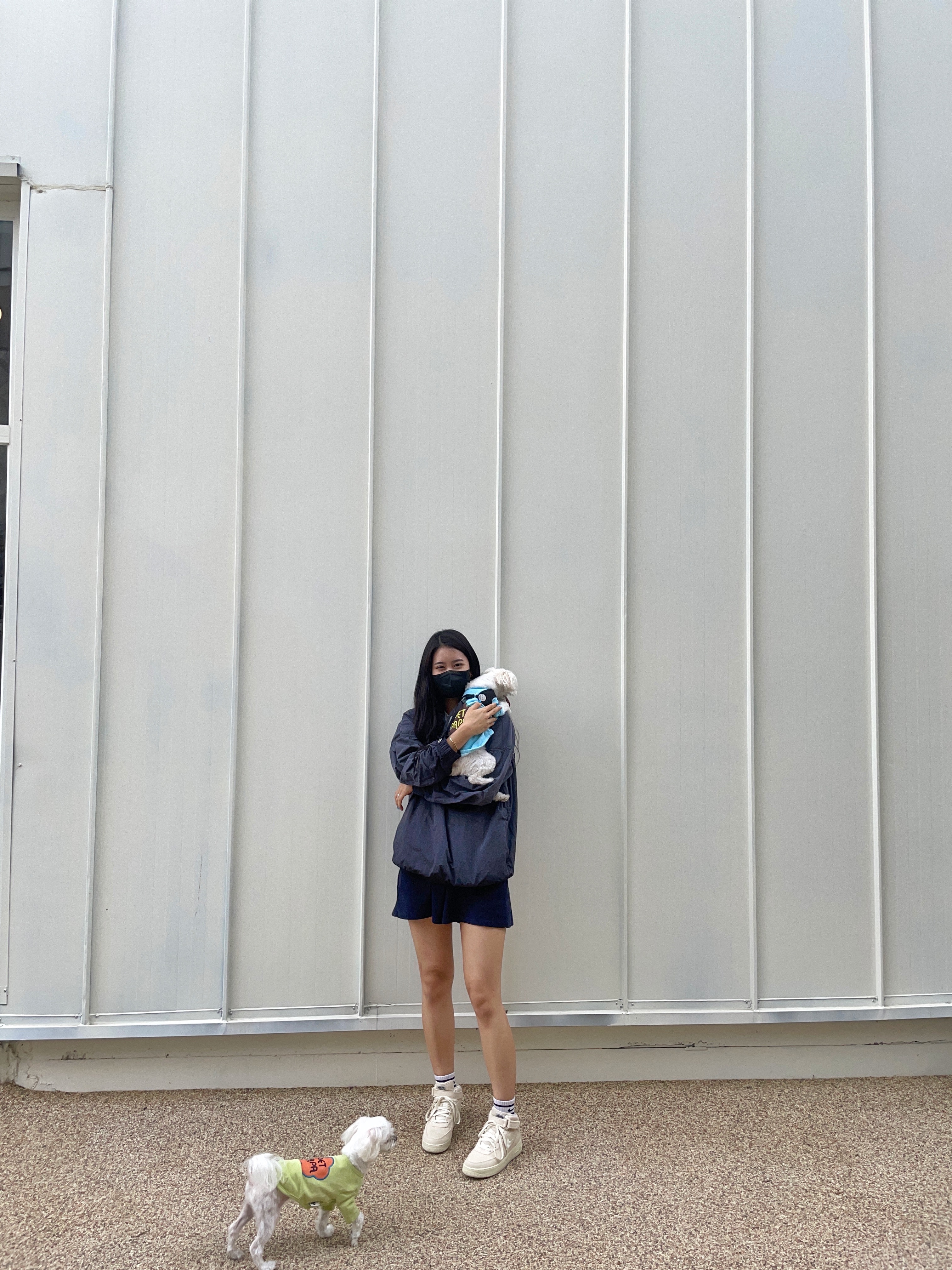 Nike x Stussy Air Force 1 '07 Mid SP Fossil, Nike x Stussy Windrunner Jacket Off Noir 착용 스타일 - 4